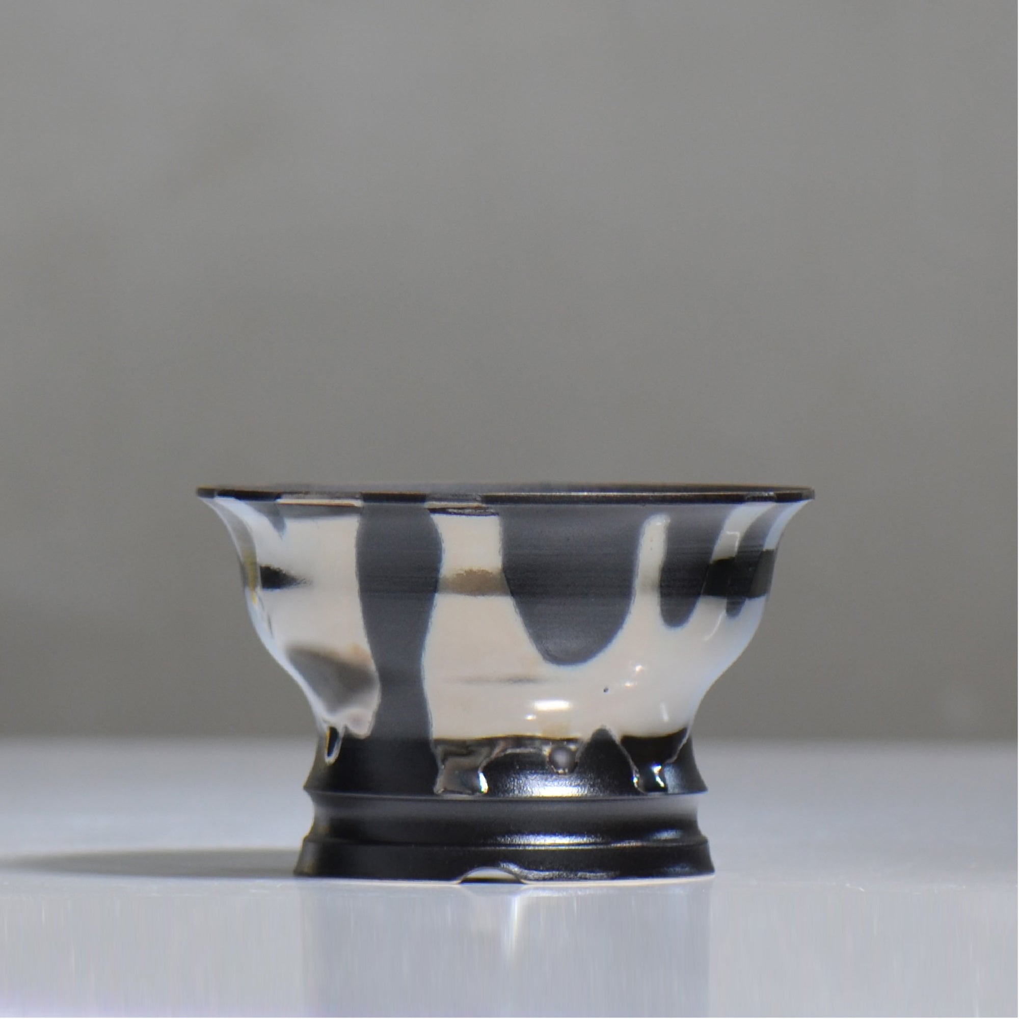 Naka / シルバーマダラ / no3_sm17_m / 約 φ13.2cm / 植木鉢 – ハチラボ