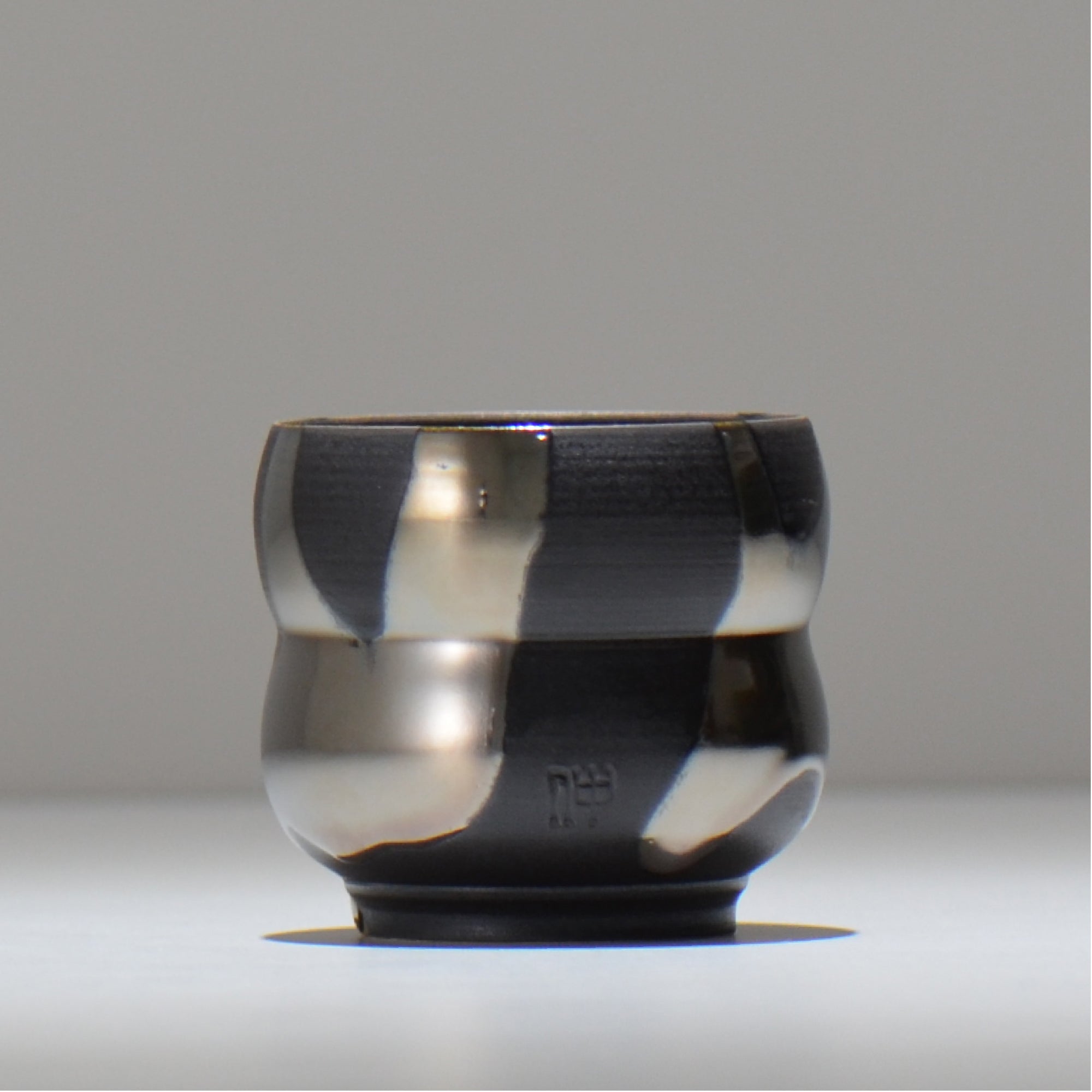 Naka / シルバーマダラ /  no_sm04_xs / 約 φ8cm / 植木鉢