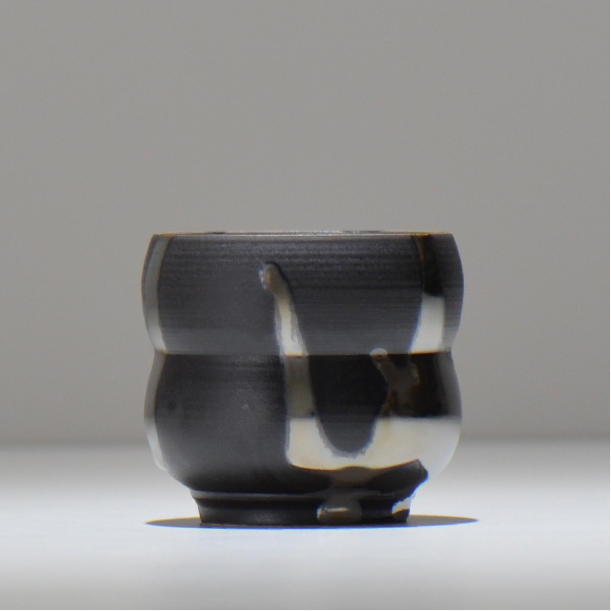 Naka / シルバーマダラ /  no_sm04_xs / 約 φ8cm / 植木鉢