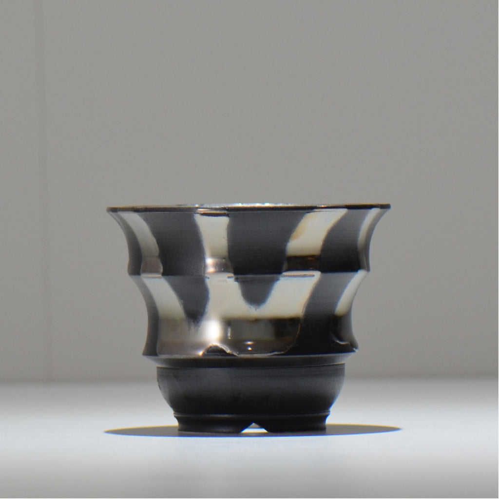 Naka / シルバーマダラ /  no_sm09_s / 約 φ11cm / 植木鉢