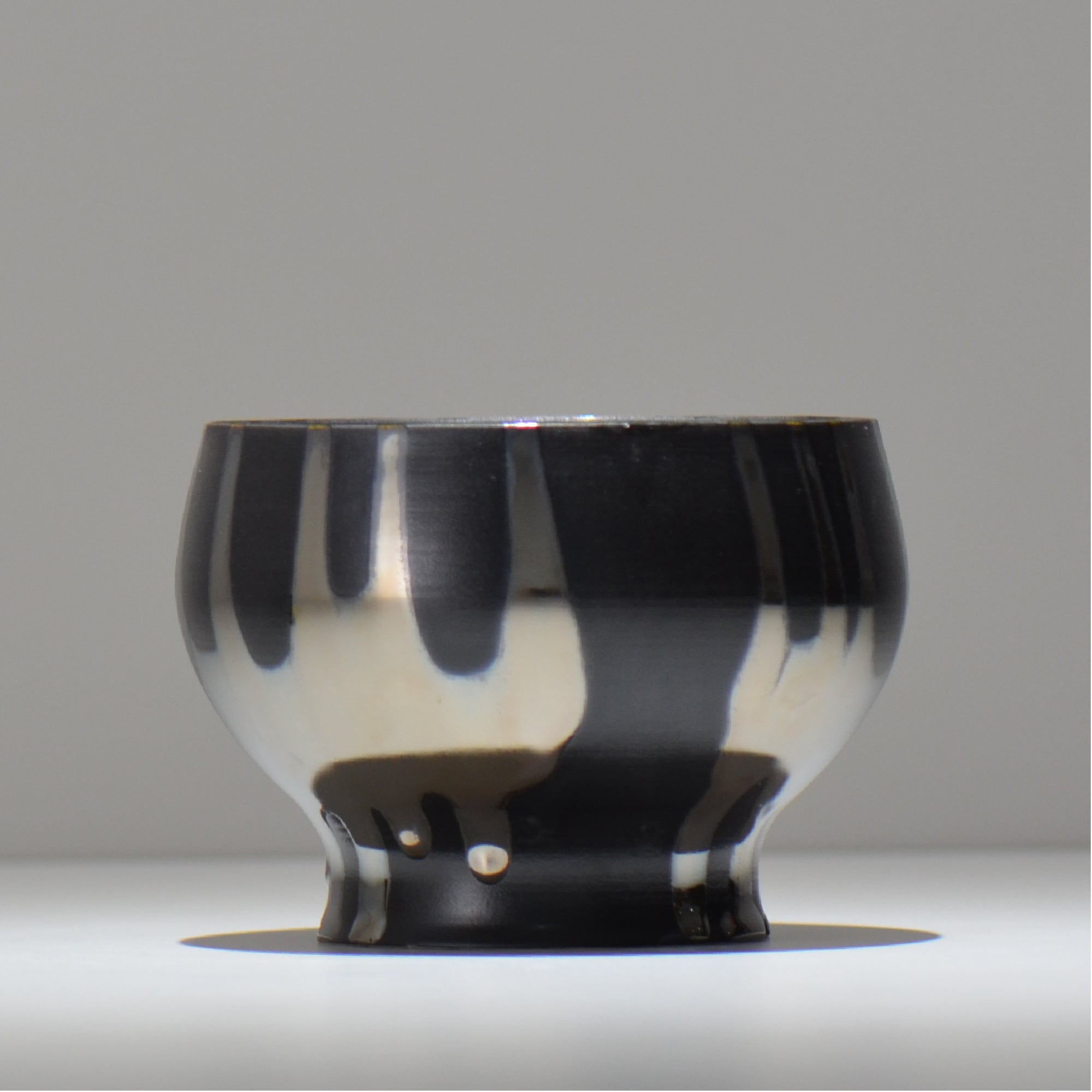 Naka / シルバーマダラ /  no_sm13_m / 約 φ14cm / 植木鉢