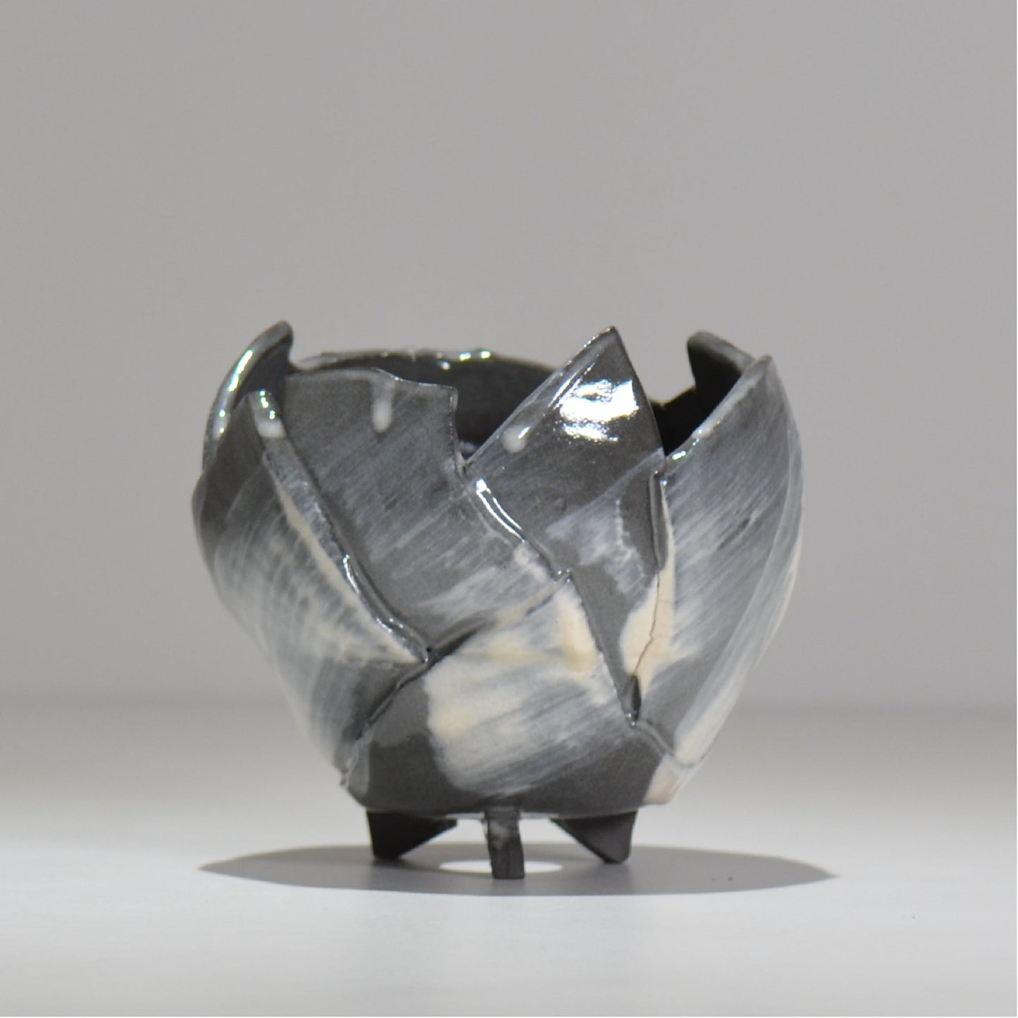 NAOTTERY / Nebula /  nt2_ne04_ / 約 φ11cm /  植木鉢