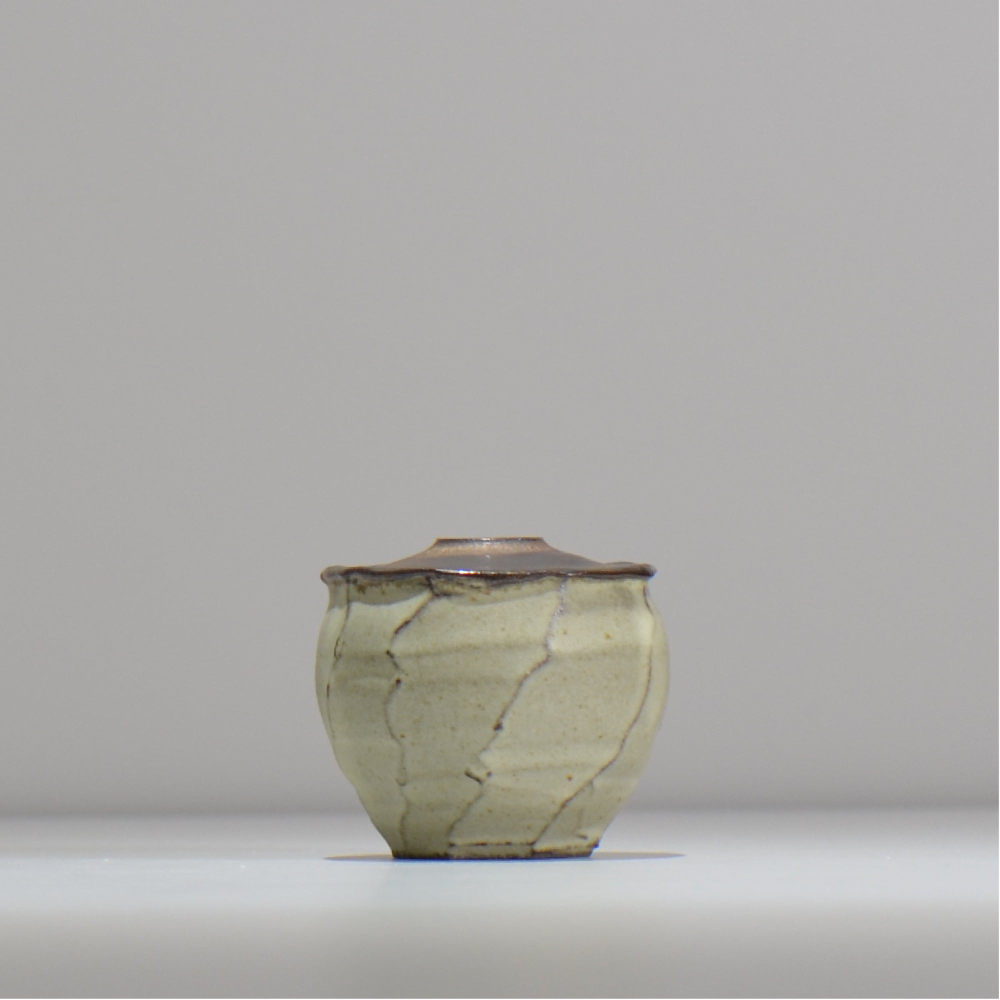 仲田唯希人/ 笠間長石釉花器 / ny_ichi02_xs / 底面 直径約3.5cm / 花瓶 