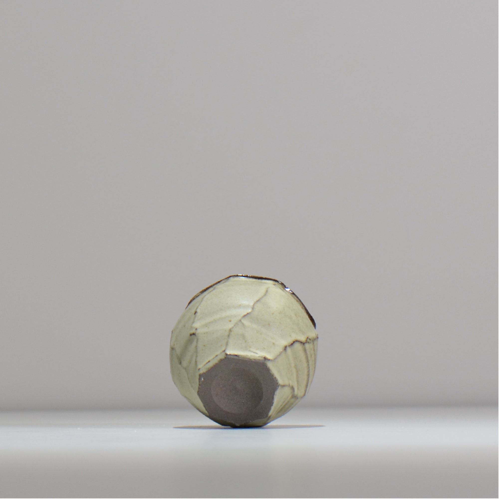 仲田唯希人/ 笠間長石釉花器 / ny_ichi02_xs / 底面 直径約3.5cm / 花瓶 