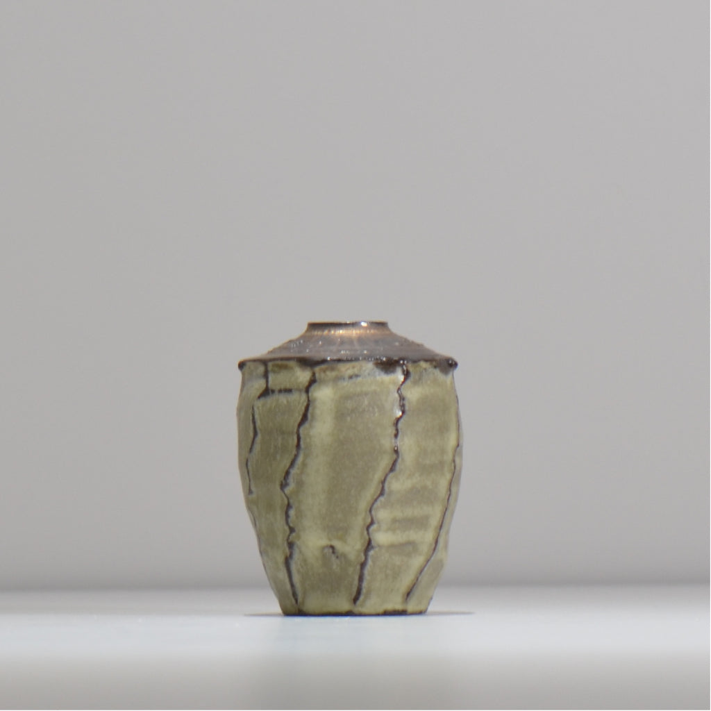 仲田唯希人/ 笠間長石釉花器 / ny_ichi03_xs / 底面 直径約4cm / 花瓶 