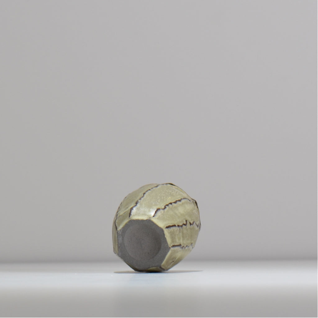 仲田唯希人/ 笠間長石釉花器 / ny_ichi03_xs / 底面 直径約4cm / 花瓶 