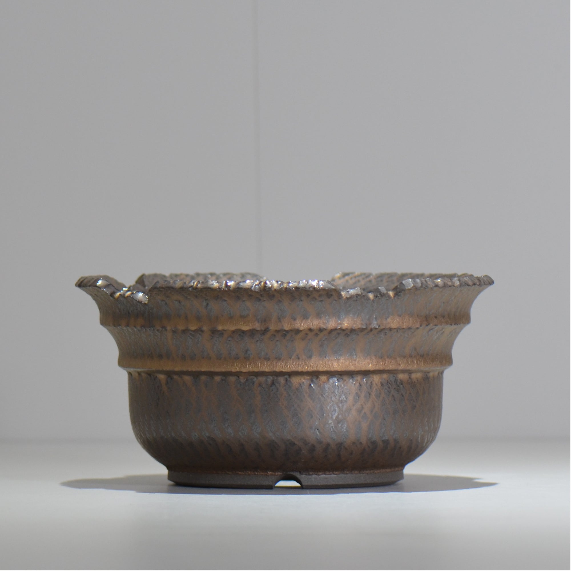 YATAGARASU / BIG 001 / 大鉢 / 約 φ28.7cm / 植木鉢 – ハチラボ