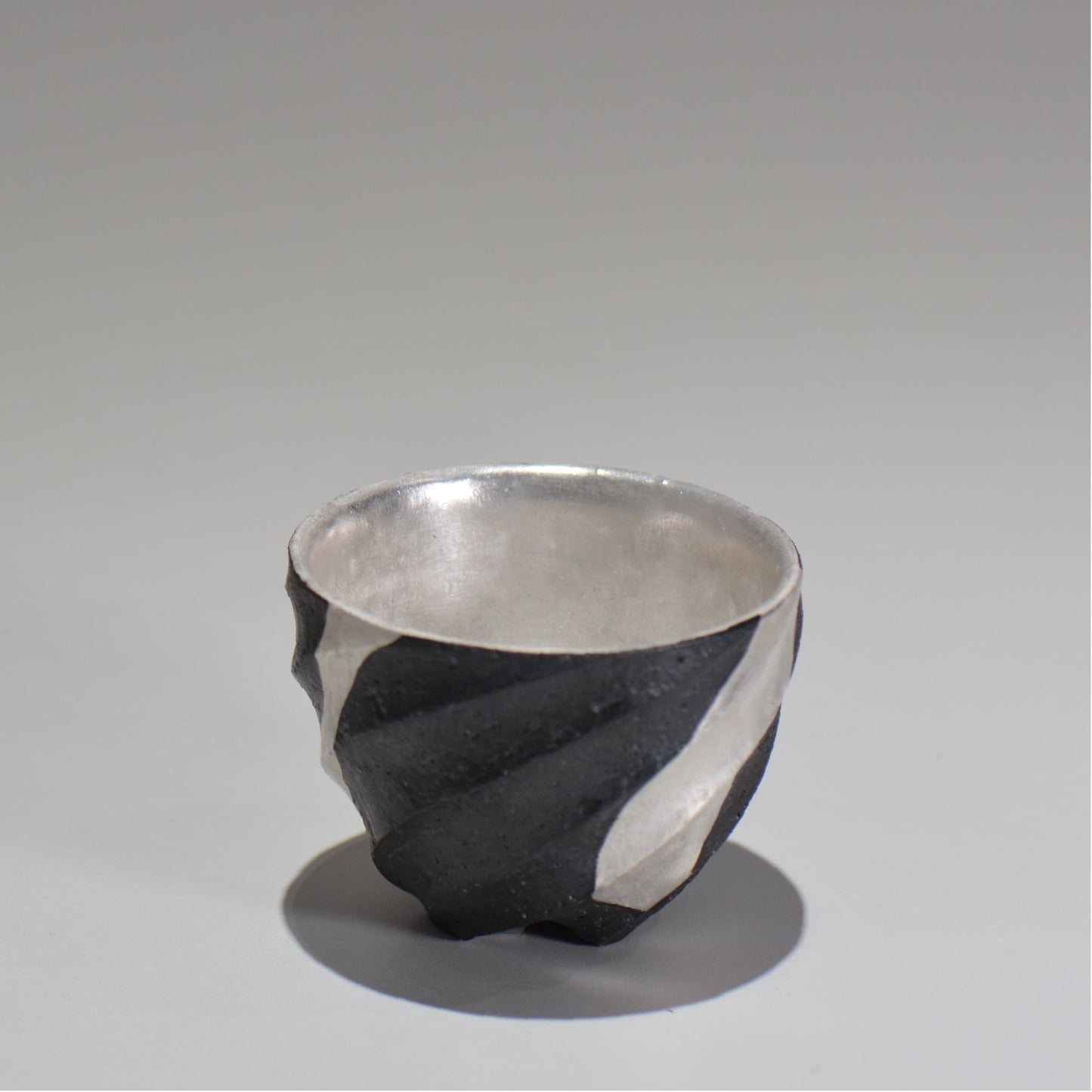 沖 誠  / 銀彩spiralぐい呑 /  om_01