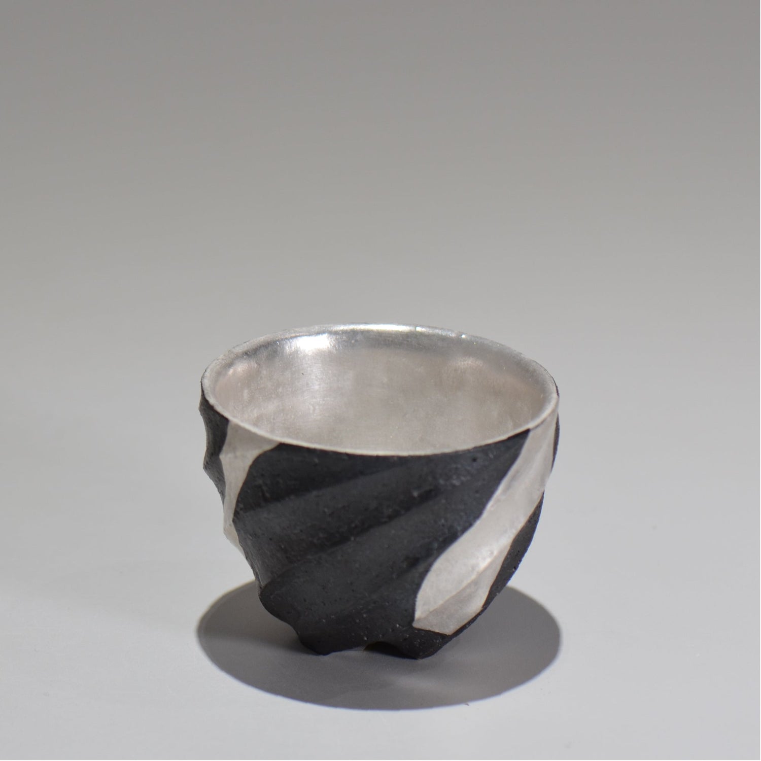 沖 誠  / 銀彩spiralぐい呑 /  om_01