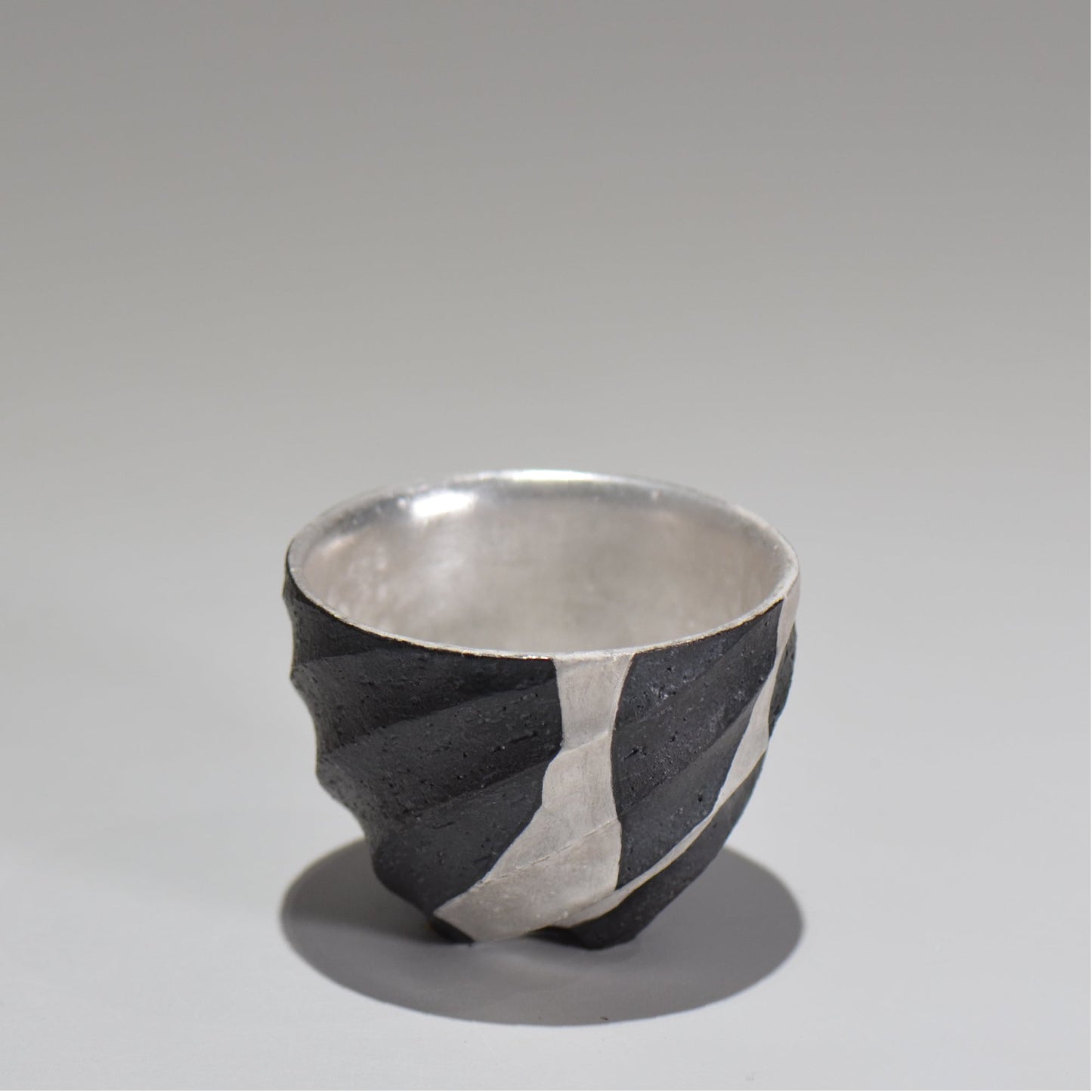 沖 誠  / 銀彩spiralぐい呑 /  om_01