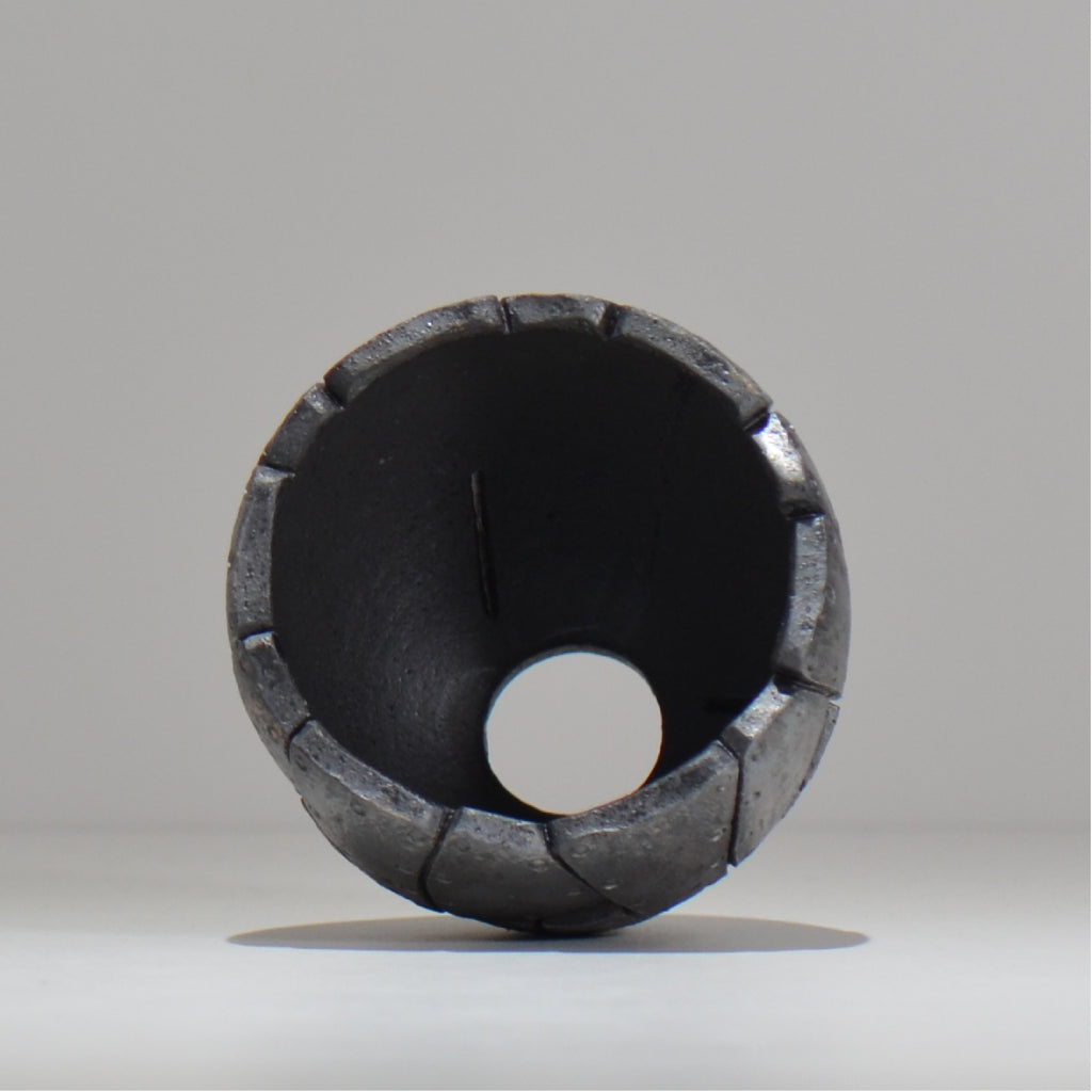 沖誠 / Rivet round 燻し銀彩  / om_irr01_s/ 約φ10cm  / 植木鉢