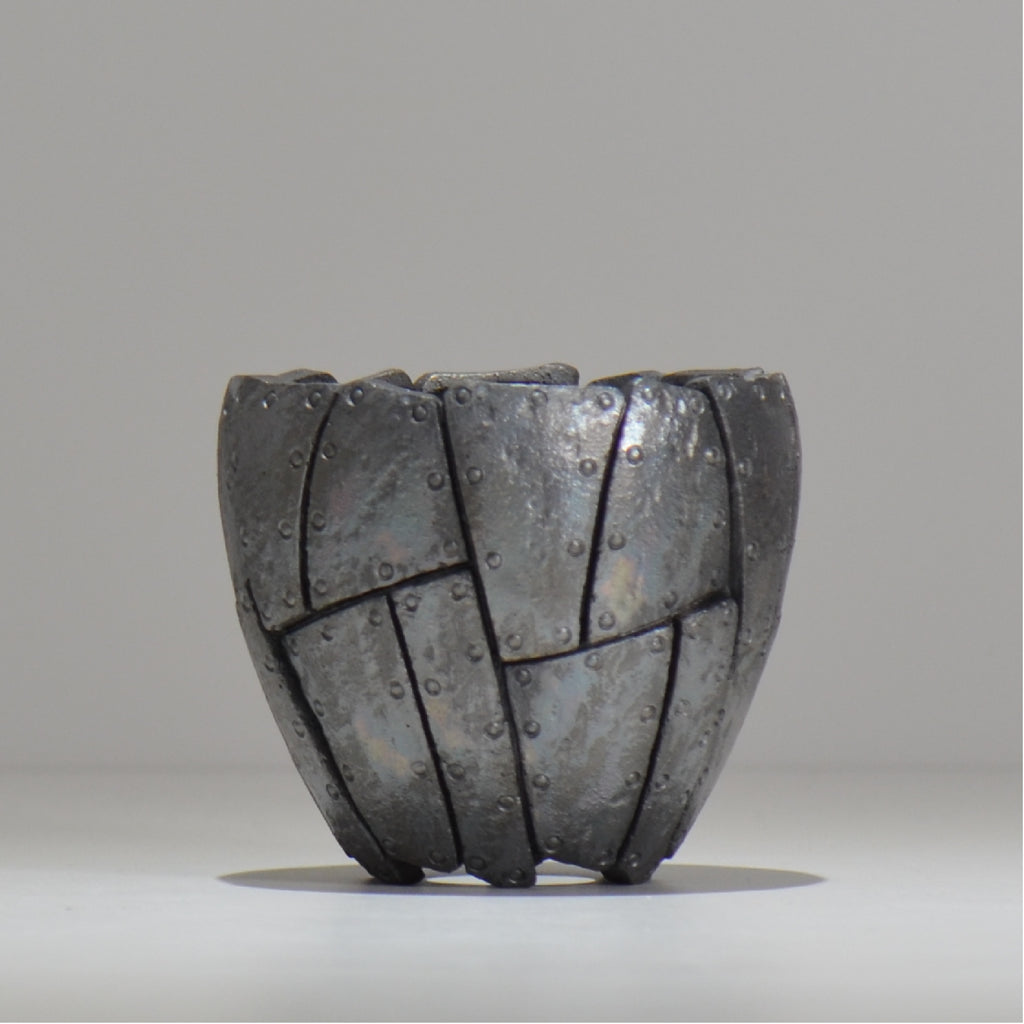 沖誠 / Rivet round 燻し銀彩 / om_irr04_s/ 約φ10cm  / 植木鉢