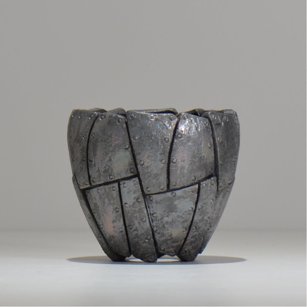 沖誠 / Rivet round 燻し銀彩 / om_irr04_s/ 約φ10cm  / 植木鉢