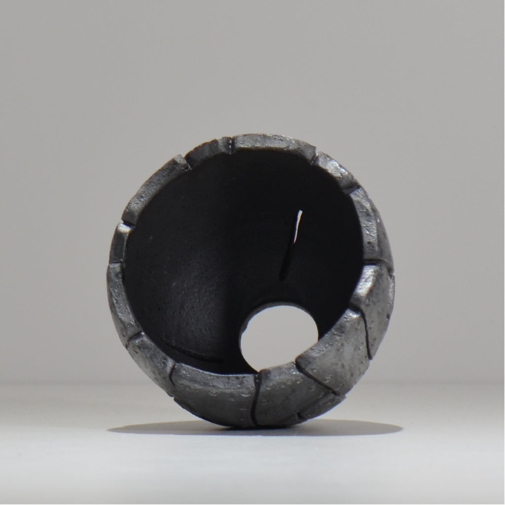 沖誠 / Rivet round 燻し銀彩 / om_irr05_m / 約φ13.3cm  / 植木鉢