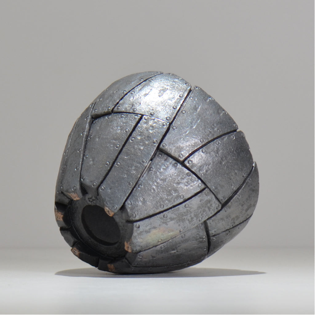 沖誠 / Rivet round 燻し銀彩 / om_irr09_l / 約φ17.5cm  / 植木鉢