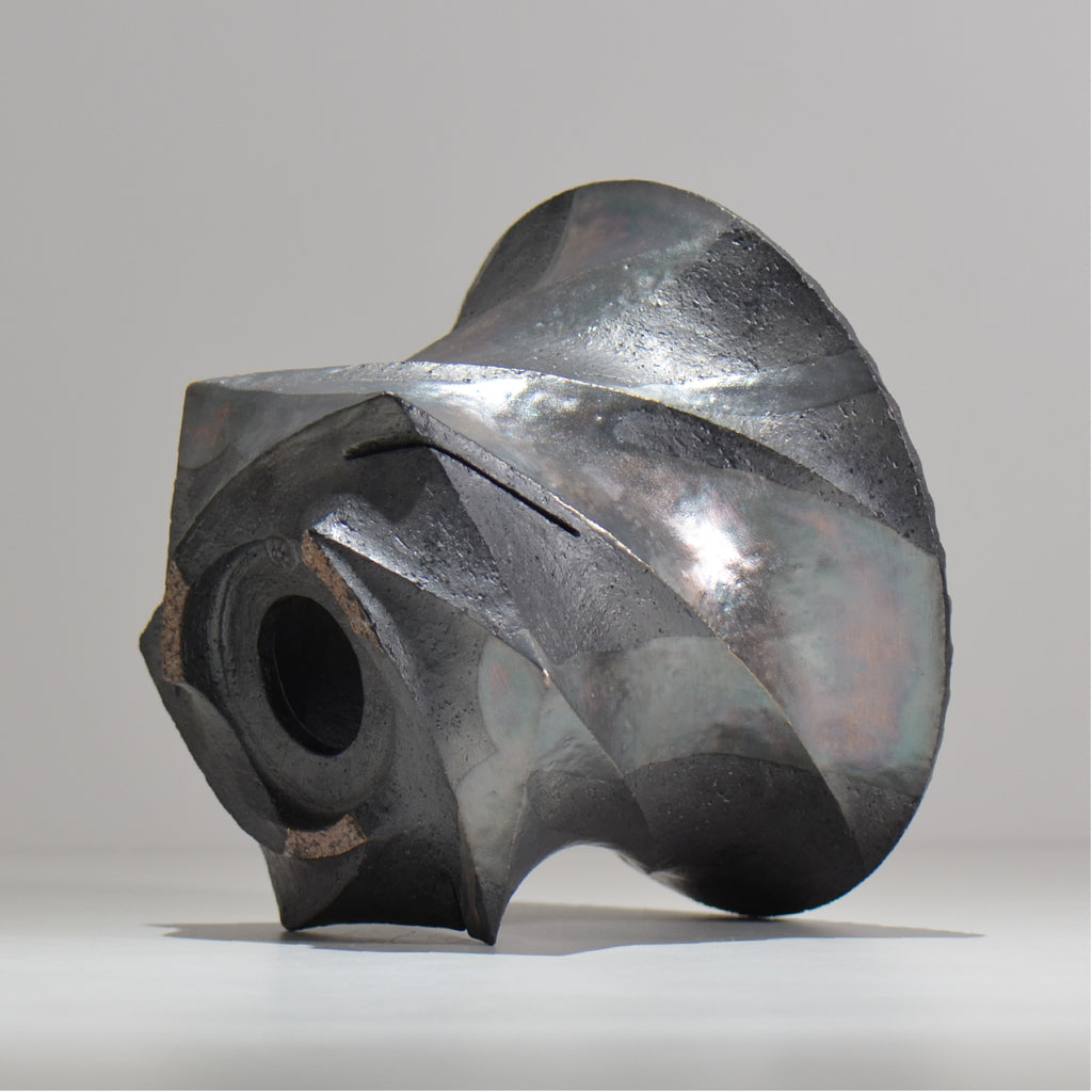 沖誠 /  spiral cylinder 燻し銀彩  / om_isc03_xl / 約φ19cm  / 植木鉢