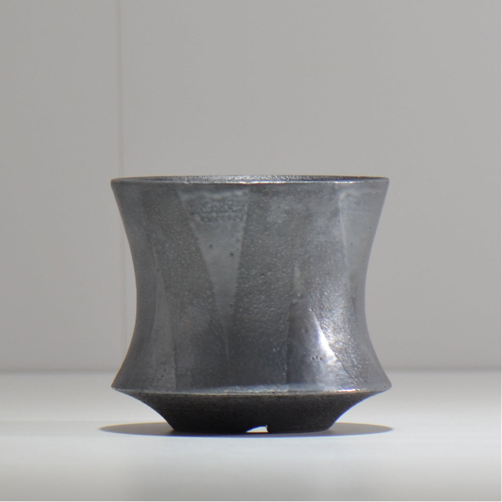 沖誠 / 燻し銀彩 釉彩 cylinder / om_iyc01_s/ 約φ11cm  / 植木鉢