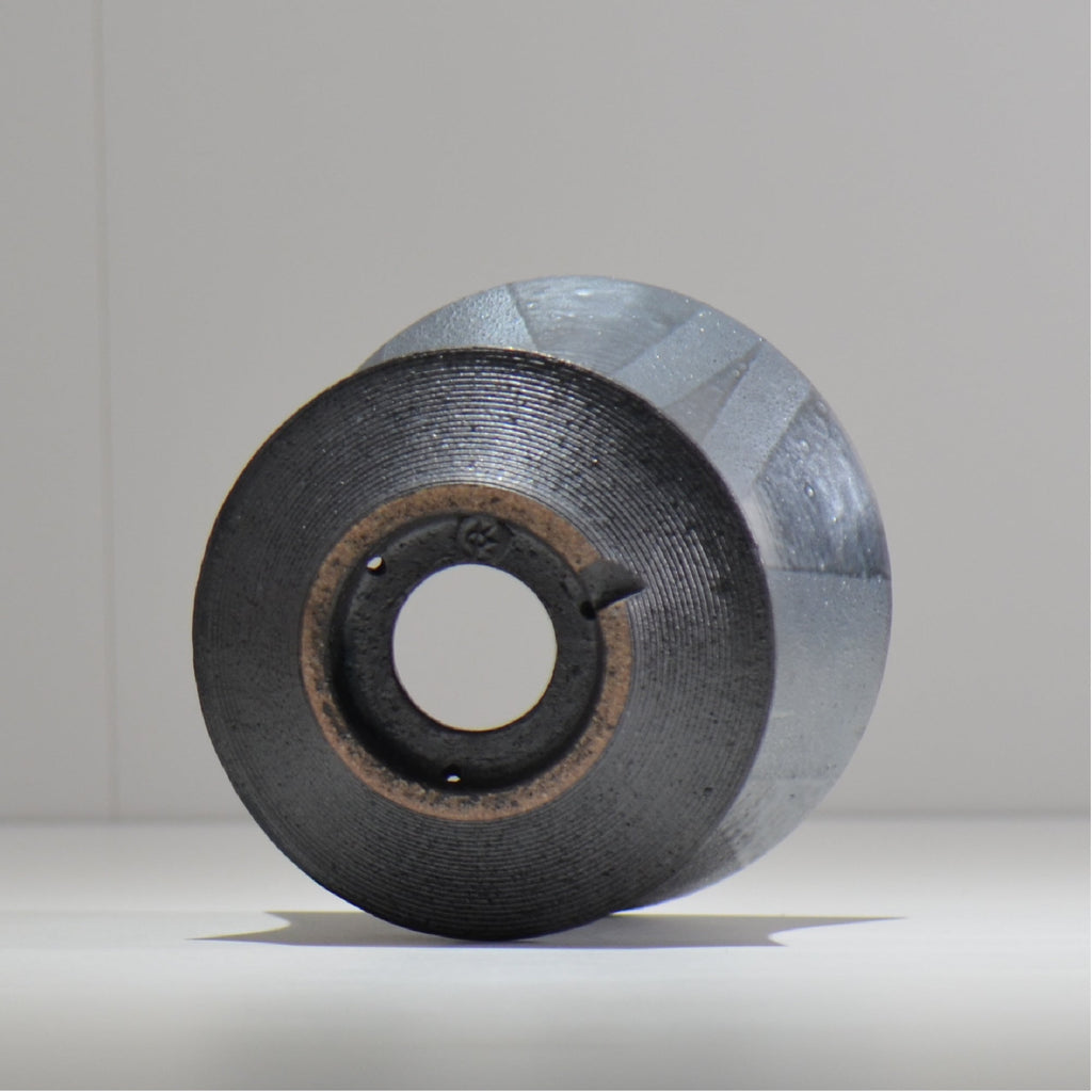 沖誠 / 燻し銀彩 釉彩 cylinder / om_iyc02_m/ 約φ13.7cm  / 植木鉢