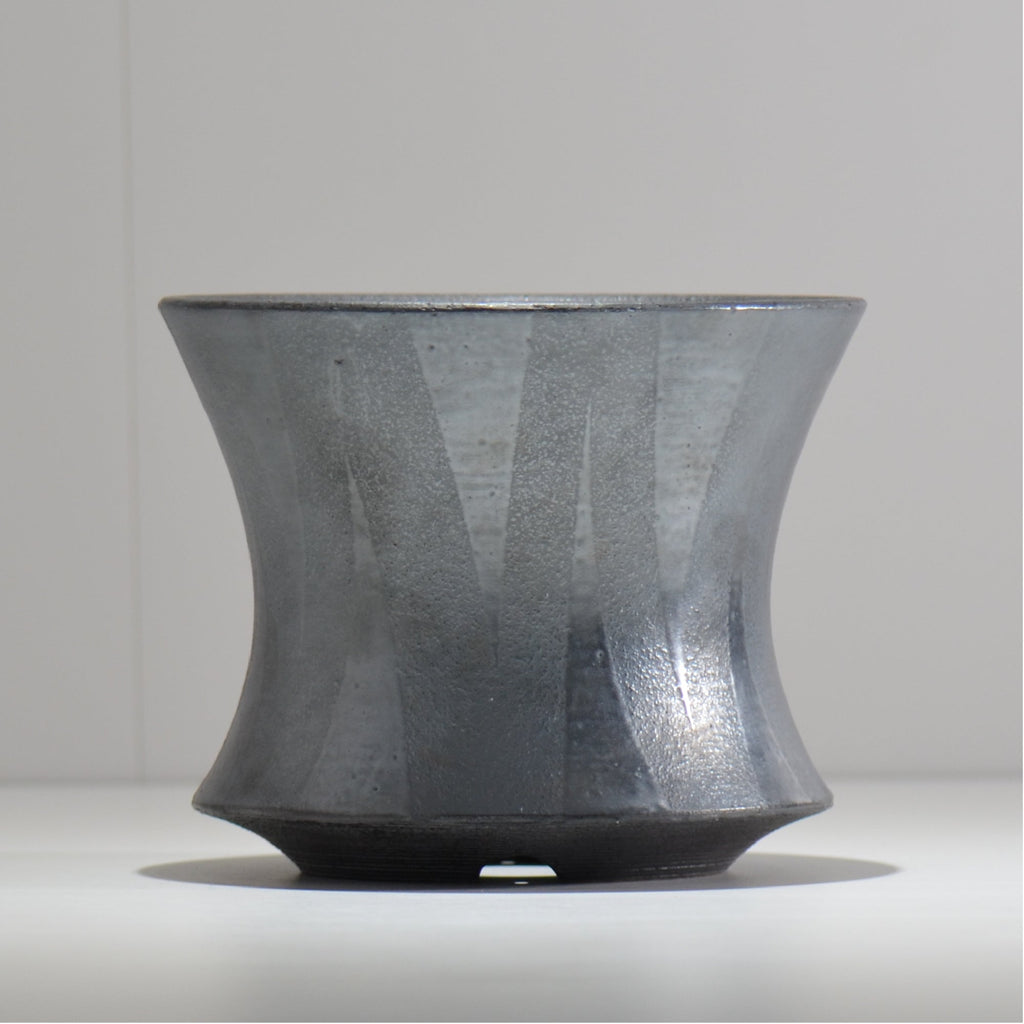 沖誠 / 燻し銀彩 釉彩 cylinder / om_iyc03_l/ 約φ17.5cm  / 植木鉢