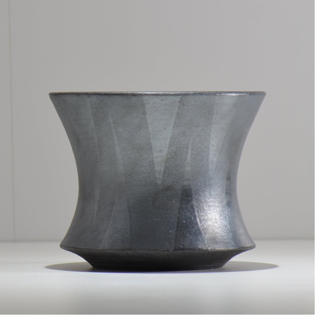 沖誠 / 燻し銀彩 釉彩 cylinder / om_iyc03_l/ 約φ17.5cm  / 植木鉢