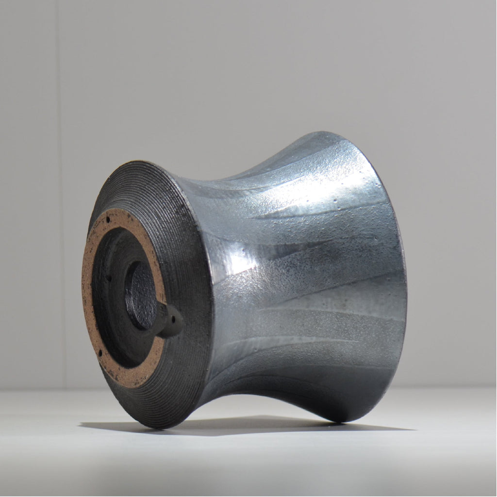 沖誠 / 燻し銀彩 釉彩 cylinder / om_iyc03_l/ 約φ17.5cm  / 植木鉢