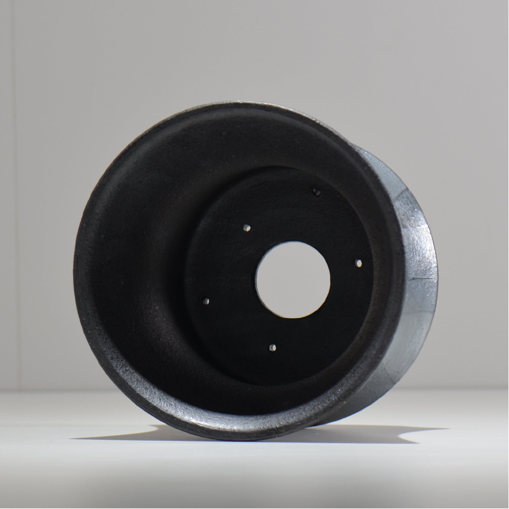 沖誠 / 燻し銀彩 釉彩 cylinder / om_iyc03_l/ 約φ17.5cm  / 植木鉢