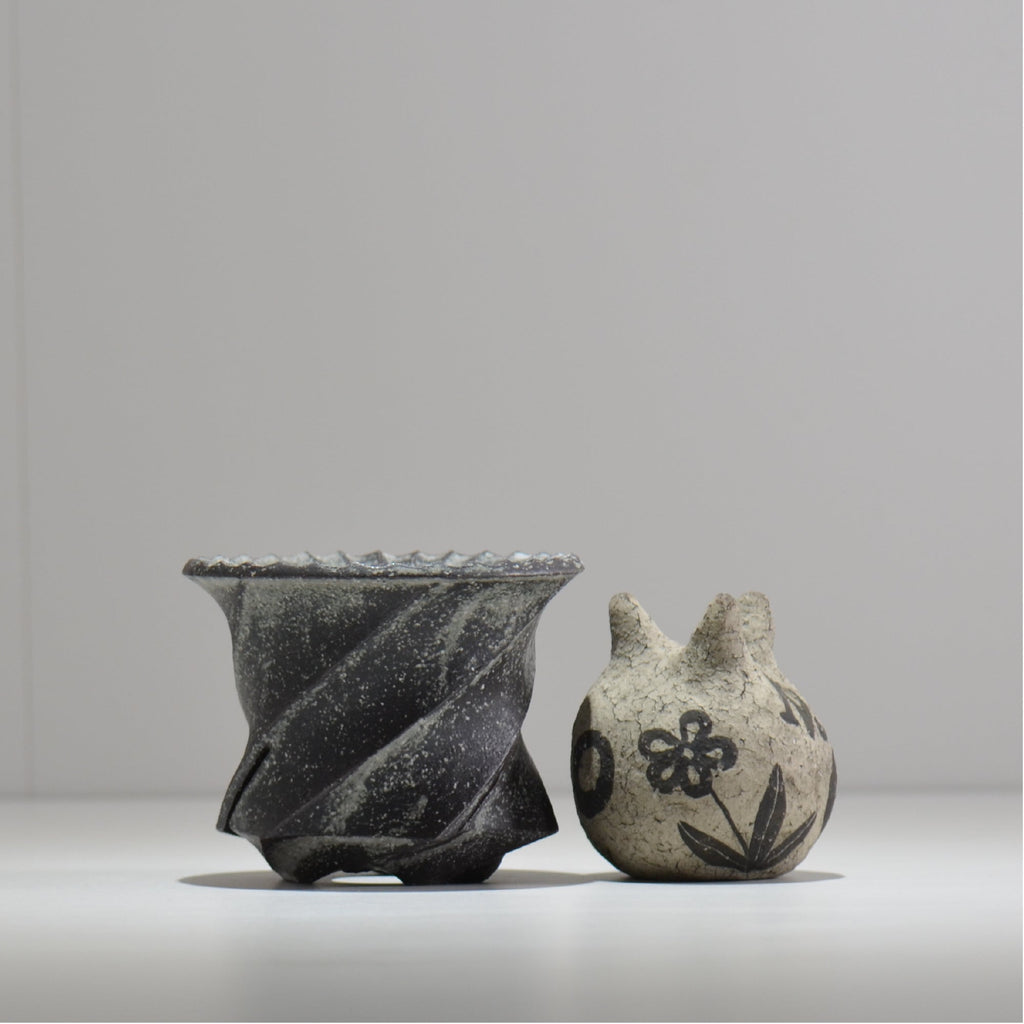 沖誠 / Spiral cylinder 炭化 / om_ssc01_s / 約φ11.5cm  / 植木鉢