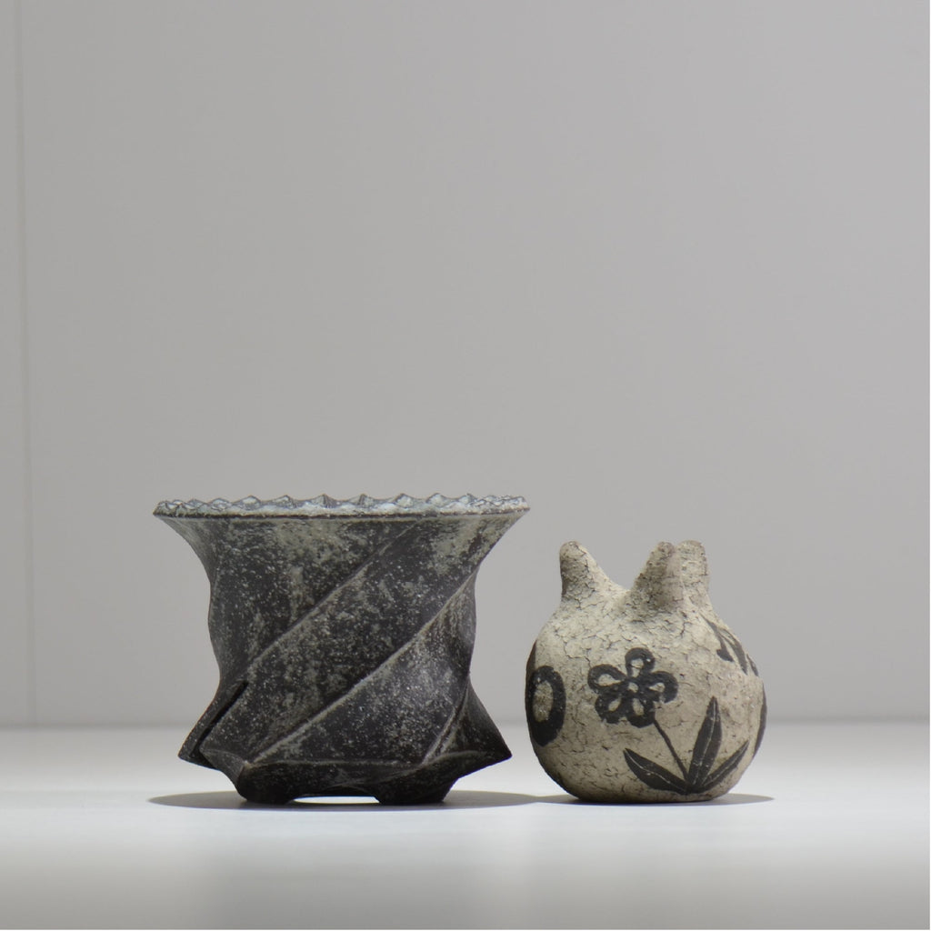 沖誠 / Spiral cylinder 炭化 / om_ssc02_s / 約φ12cm  / 植木鉢