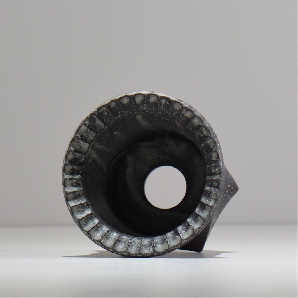 沖誠 / Spiral cylinder 炭化 / om_ssc03_s/ 約φ12cm  / 植木鉢