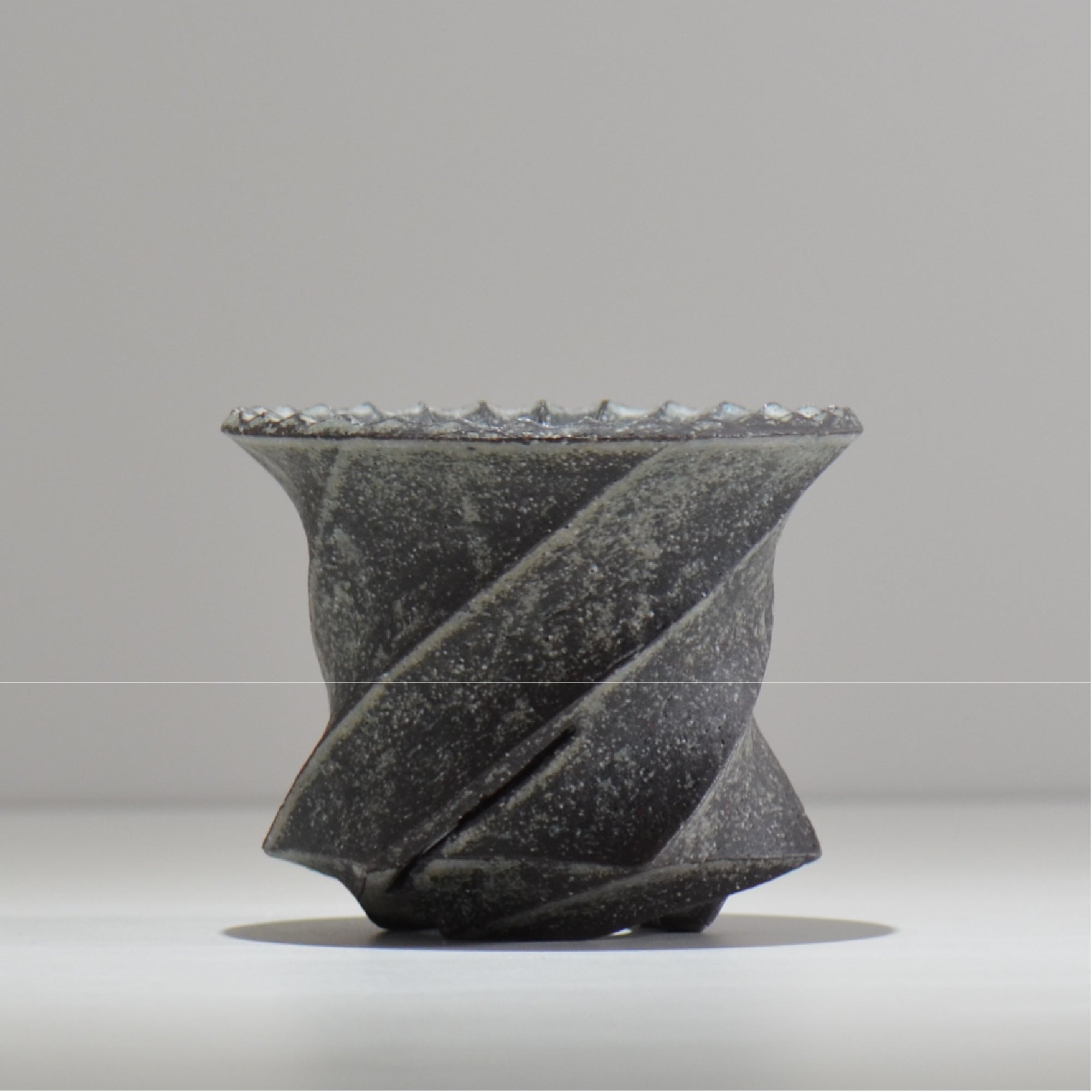 塊根植物・観葉植物の植木鉢専門店 「HACHILABO - ハチラボ- 」