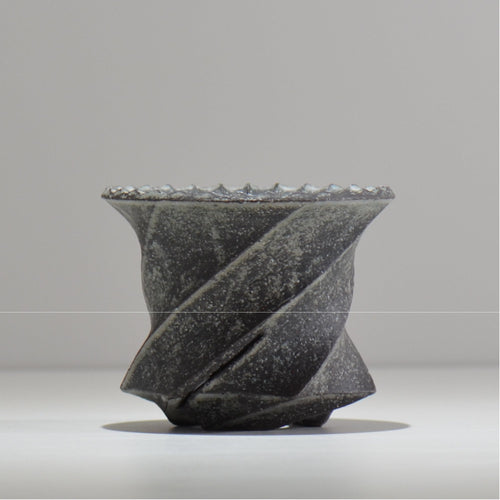 沖誠 / Spiral cylinder 炭化 / om_ssc06_s / 約φ12cm  / 植木鉢