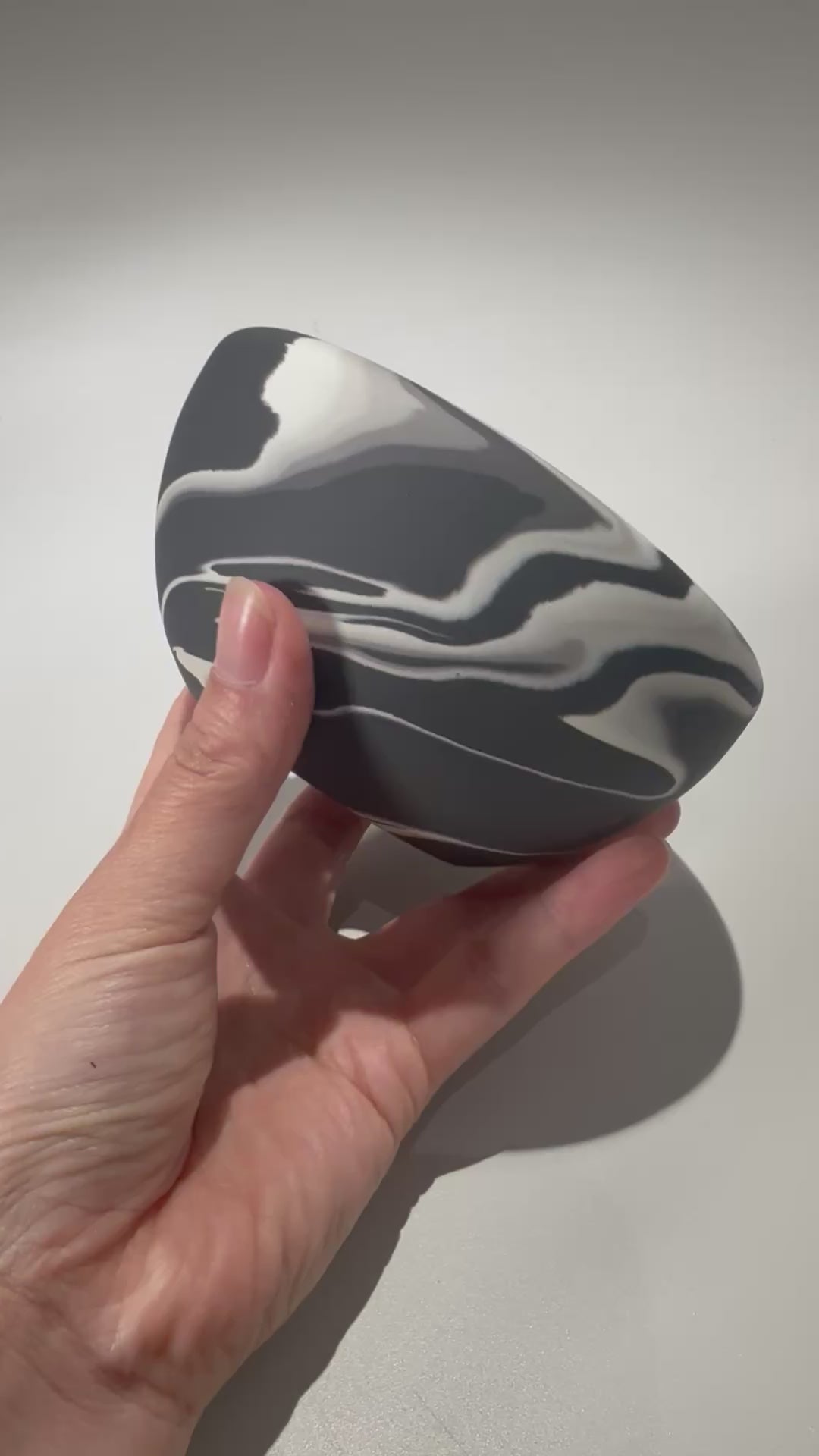 山本真郎 / 黒仙-kokusen / ys_ks01_s/ 約φ11cm / 植木鉢