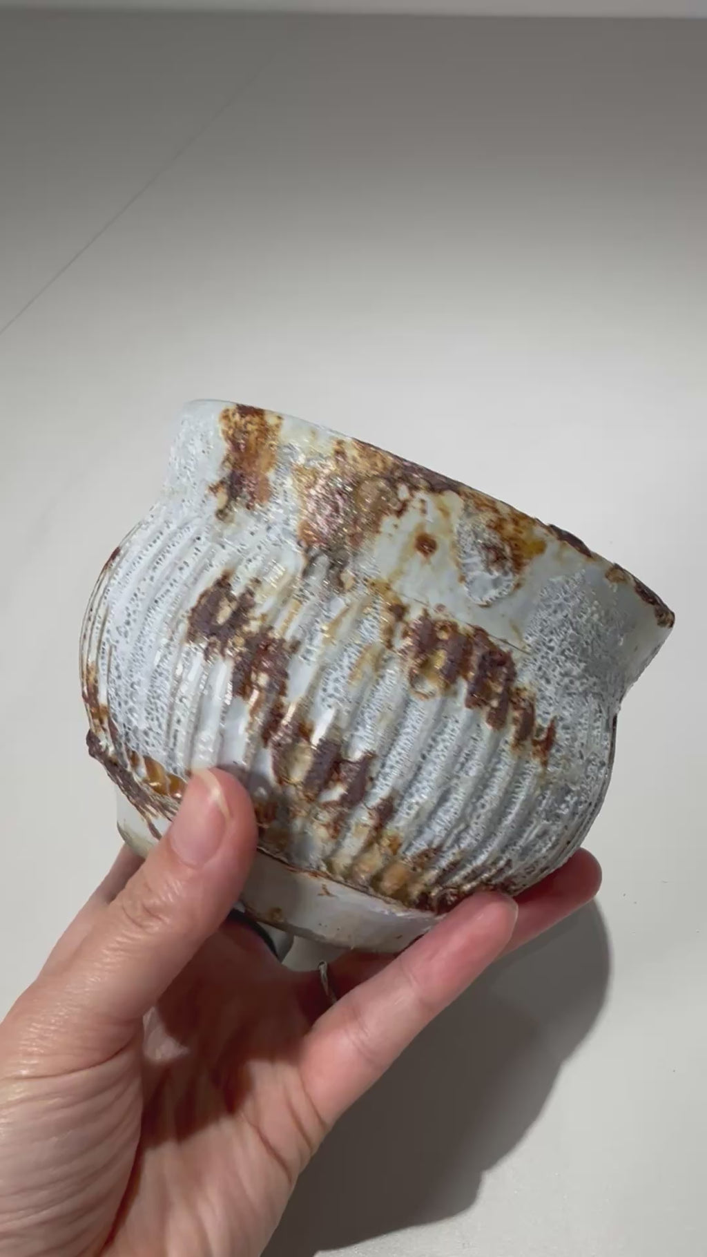 照鉢-terrace cotta- / Genesis obelisk
 / tc3_gb01_s / 約11cm × 植木鉢