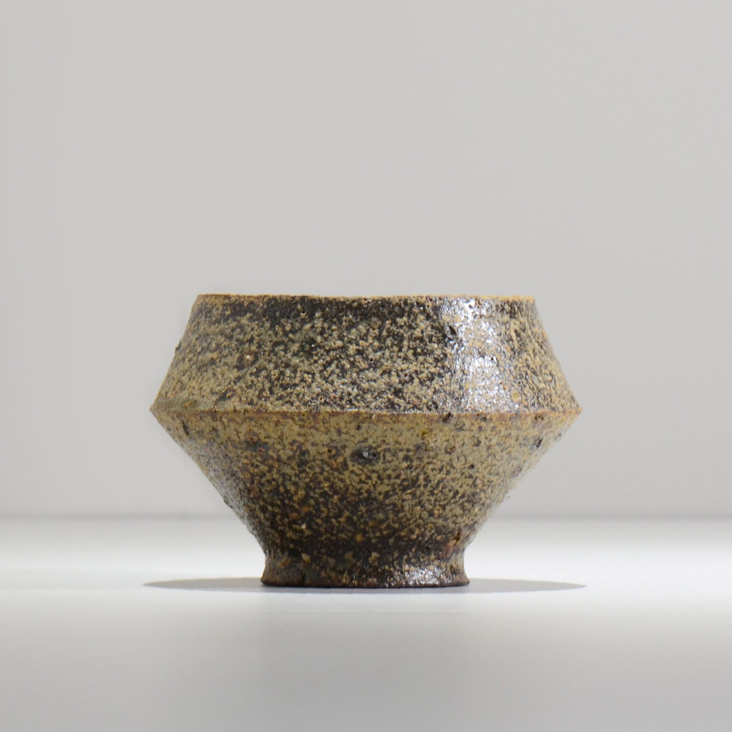 山下太 / ASOBO  錆（さび））/ 28 / 約 φ10.7cm / 植木鉢