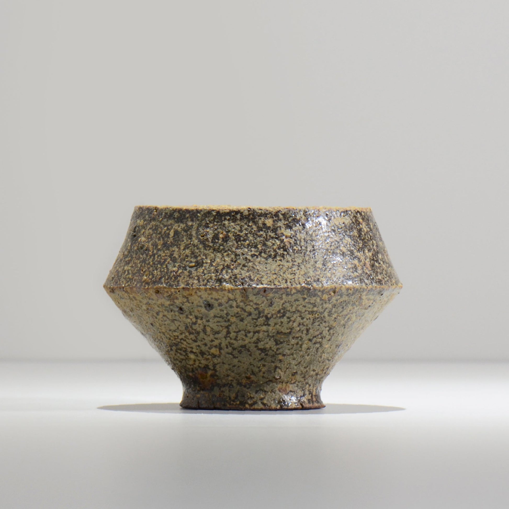 山下太 / ASOBO  錆（さび））/ 28 / 約 φ10.7cm / 植木鉢