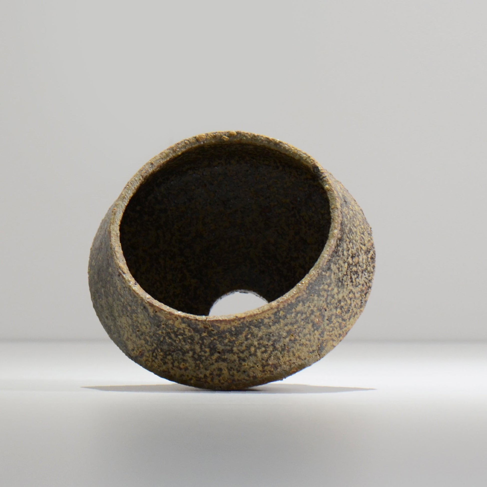 山下太 / ASOBO  錆（さび））/ 28 / 約 φ10.7cm / 植木鉢