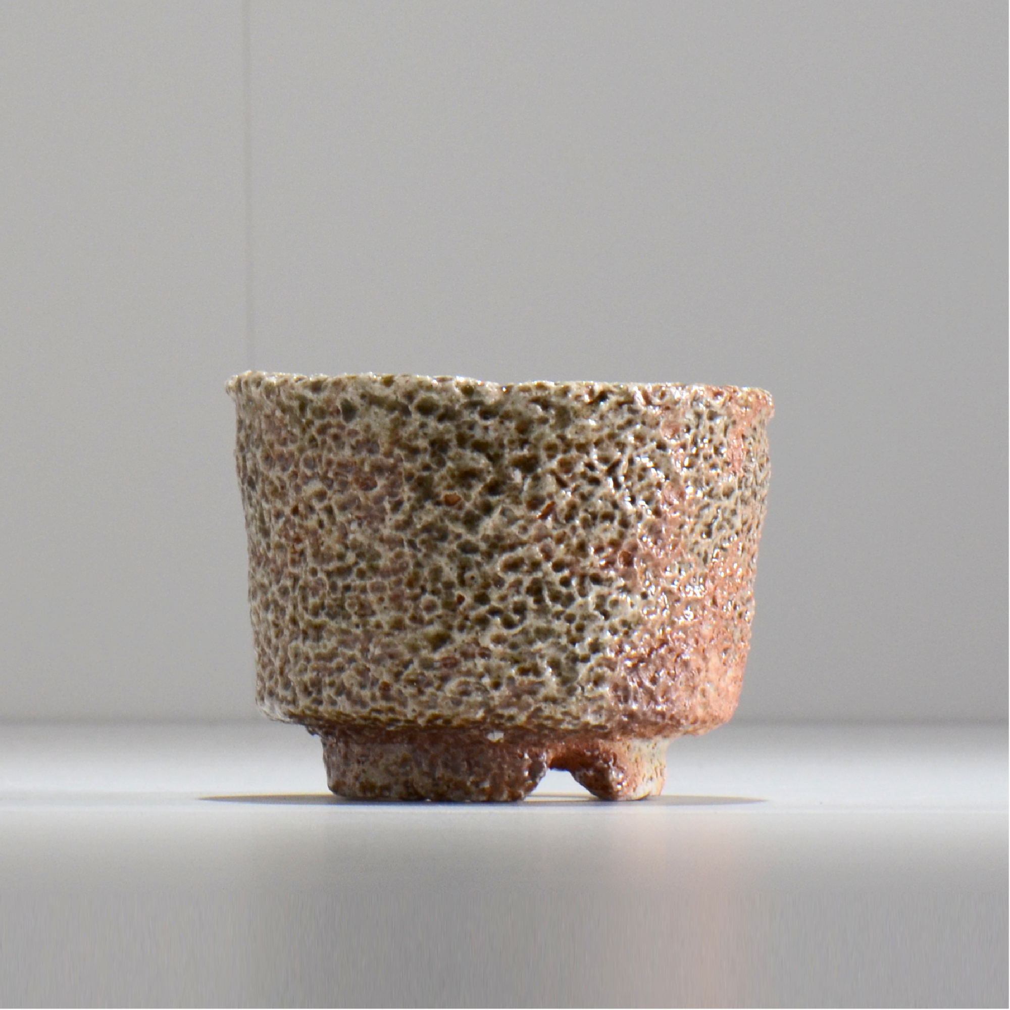 坂尾寛子 / 礁 / 約φ10.5cm / 植木鉢 – ハチラボ