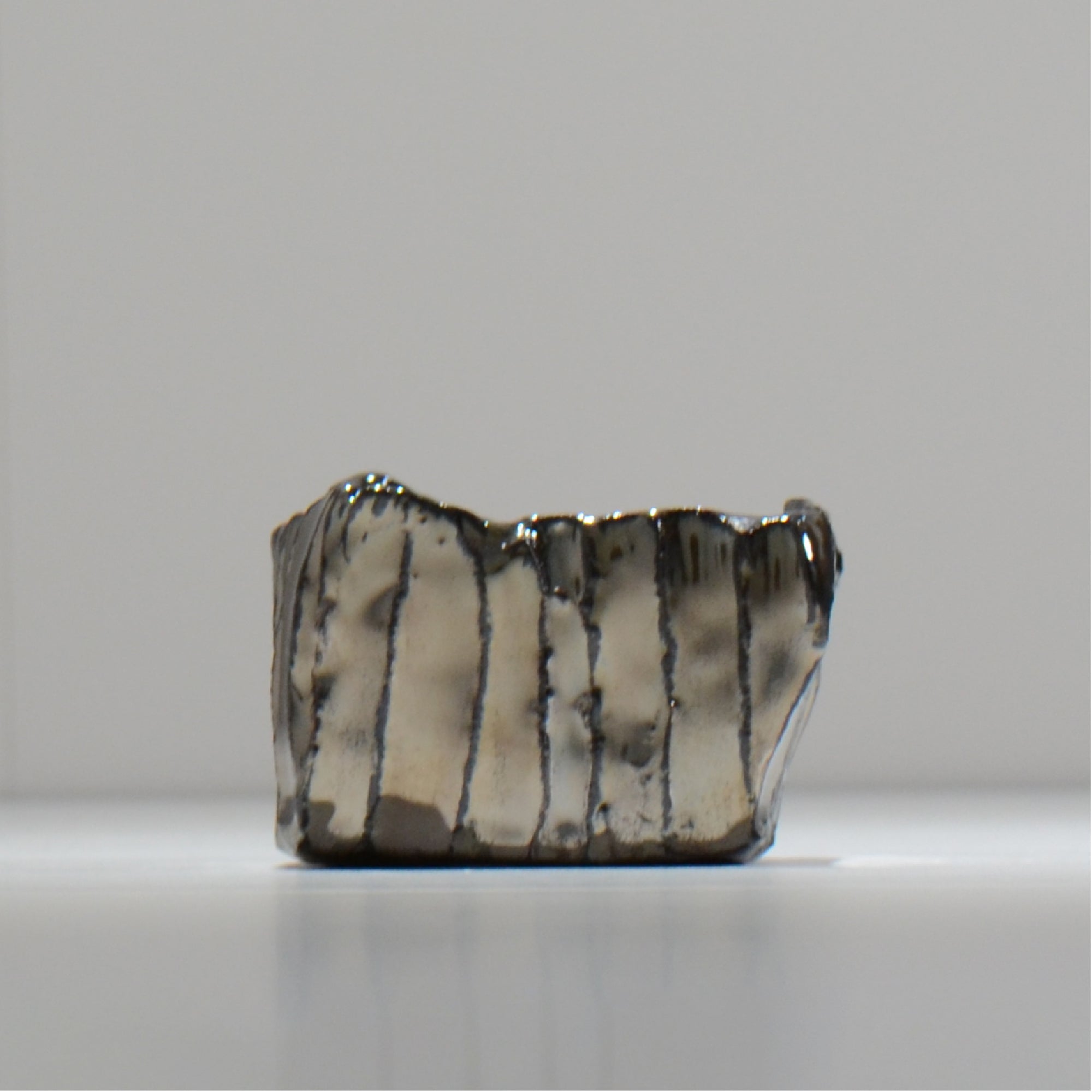 荻 / GILA07_SQR_10/ Sサイズ /  約 φ8cm / 植木鉢