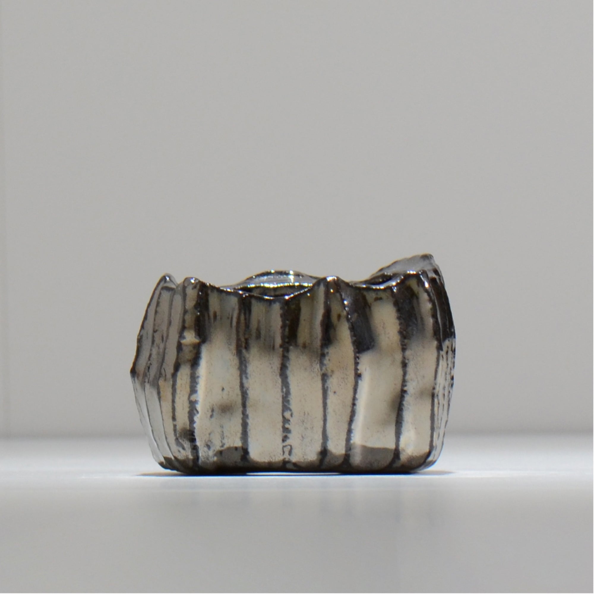 荻 / GILA07_SQR_01/ Sサイズ /  約 φ7.2cm / 植木鉢