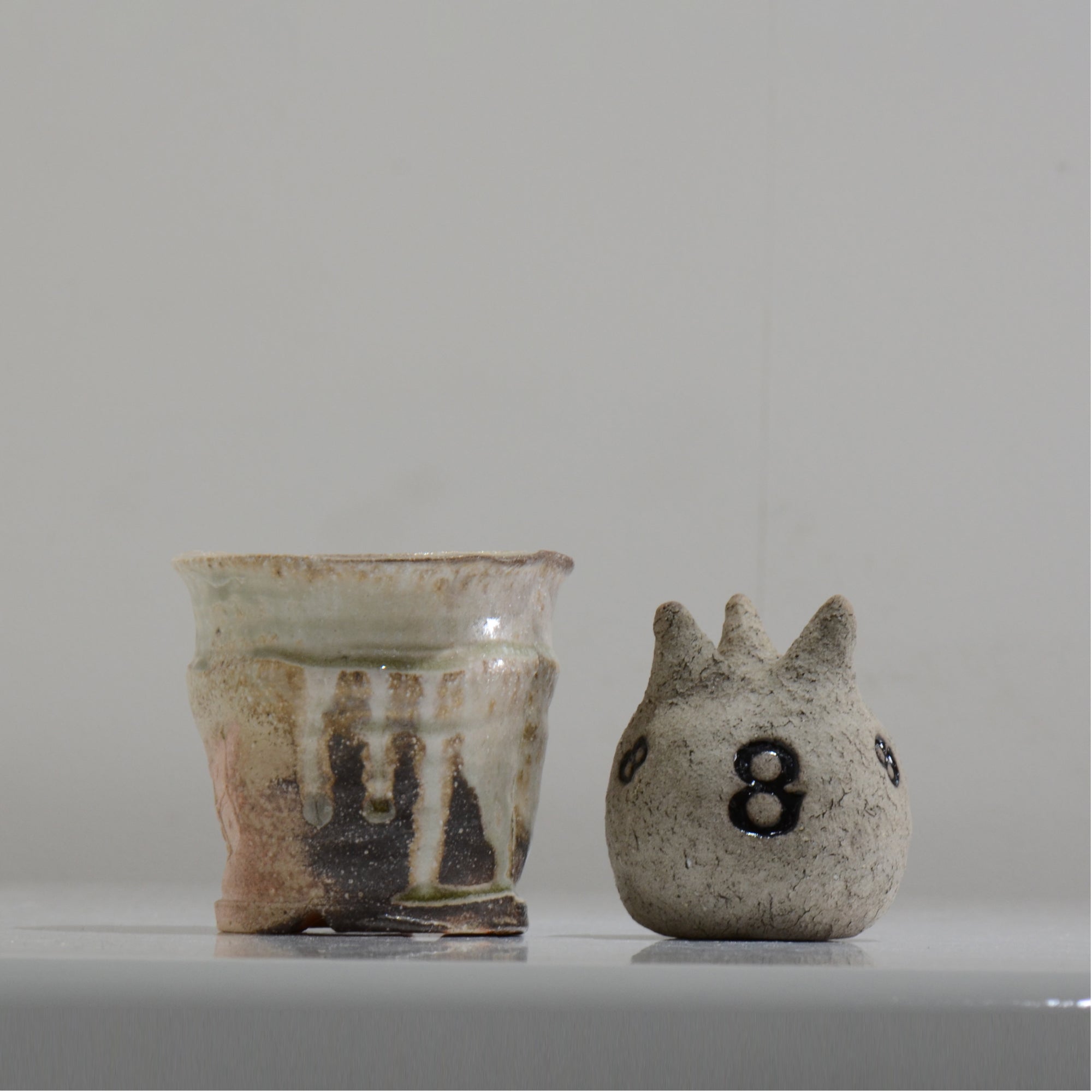 須釜 優子 / 伊賀貝鉢 / Su08 / 約φ10.1cm / 植木鉢 – ハチラボ