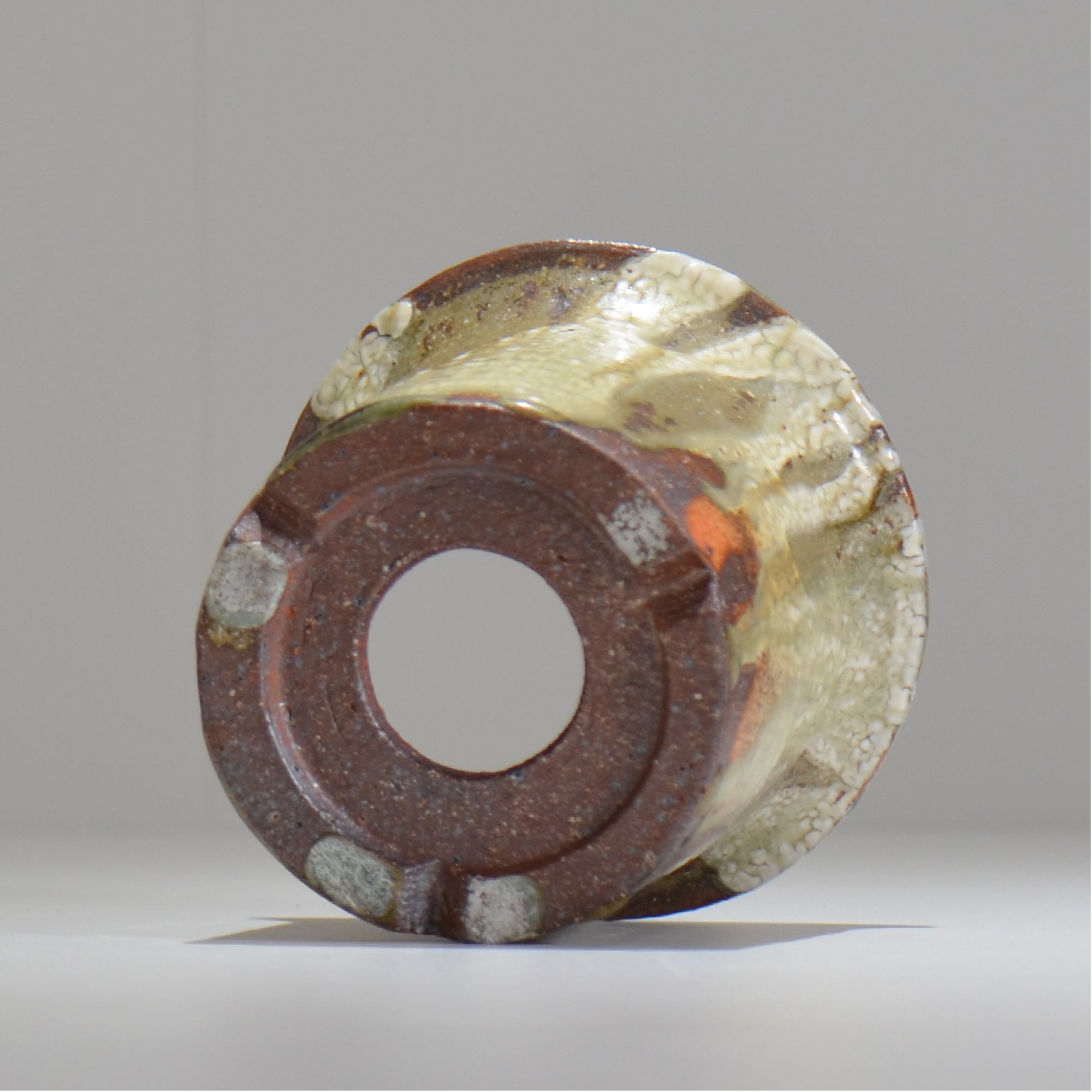 須釜 優子 / 伊賀白がけ鉢 / sy04_04_s  / 約 φ12cm / 植木鉢