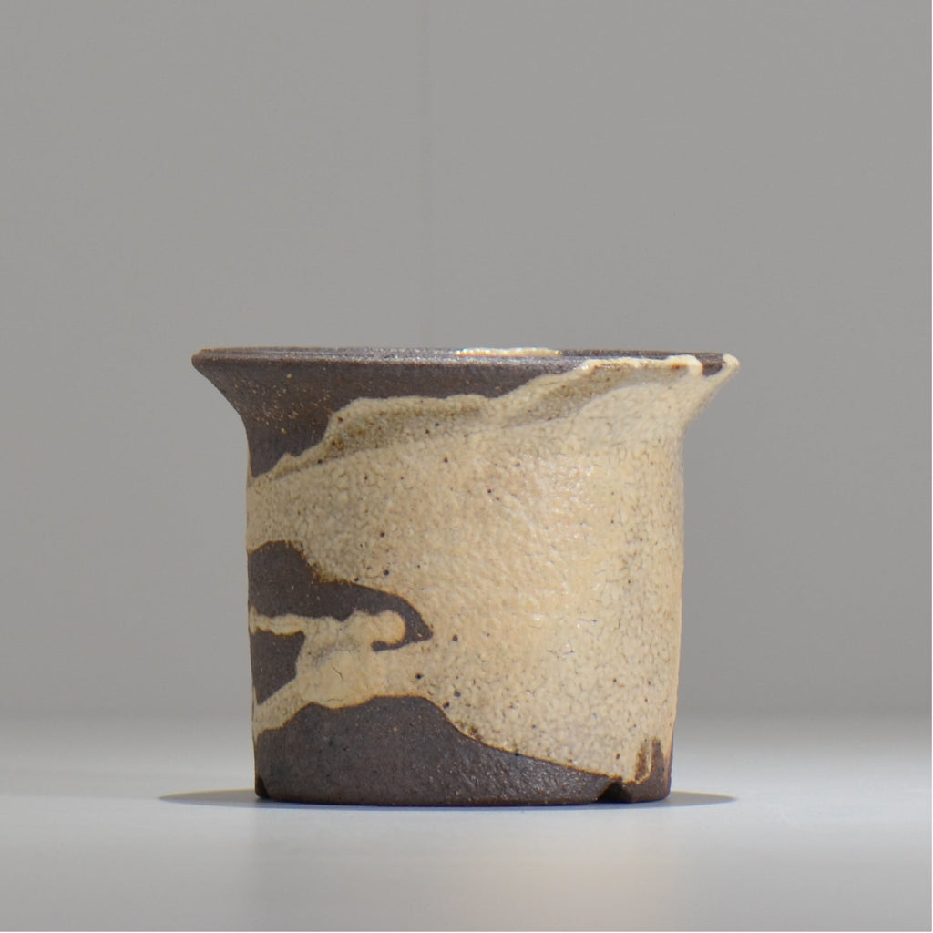 須釜 優子 / 伊賀白がけ鉢 / sy04_05_s  / 約 φ12cm / 植木鉢