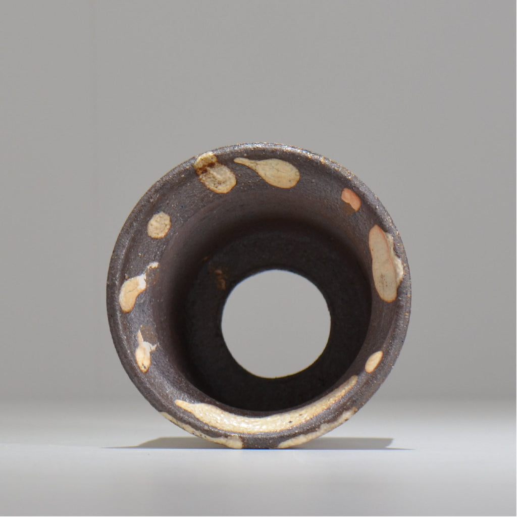 須釜 優子 / 伊賀白がけ鉢 / sy04_05_s  / 約 φ12cm / 植木鉢