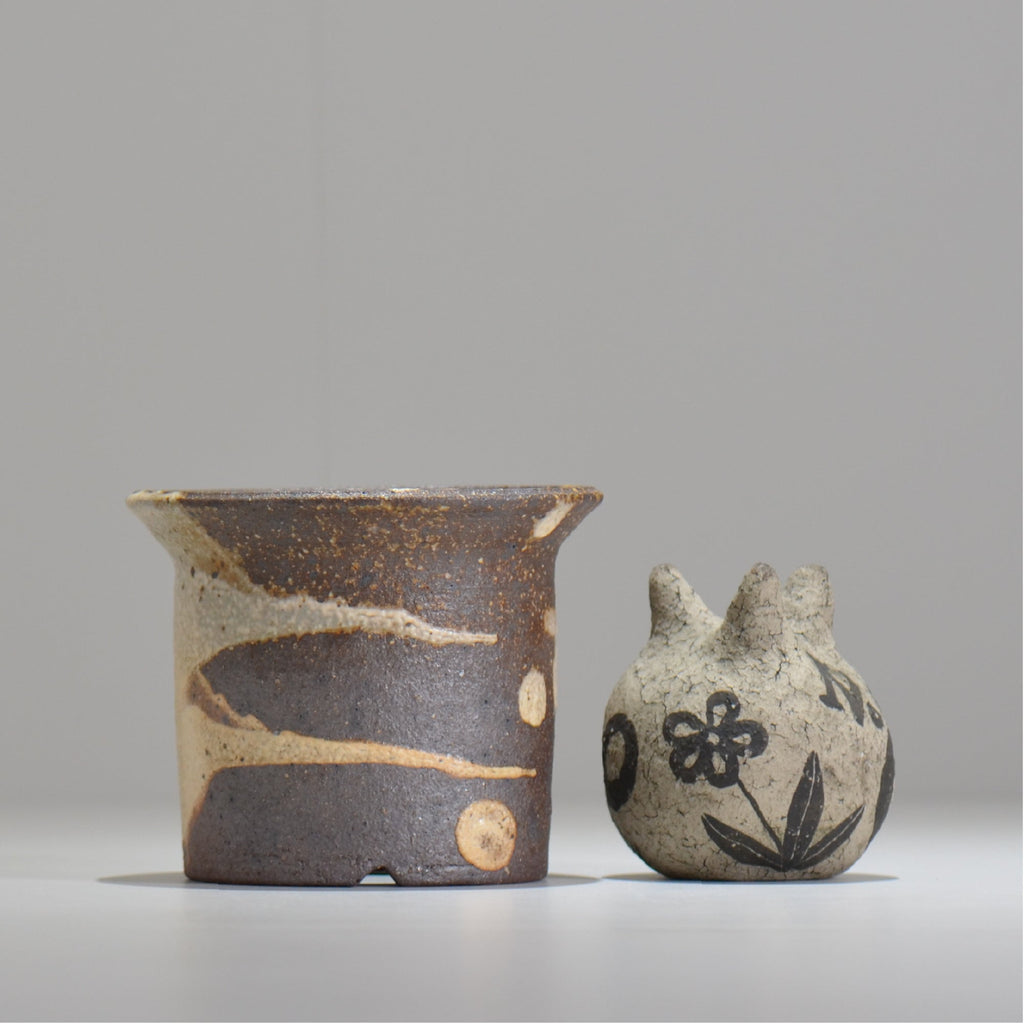 須釜 優子 / 伊賀白がけ鉢 / sy04_05_s  / 約 φ12cm / 植木鉢