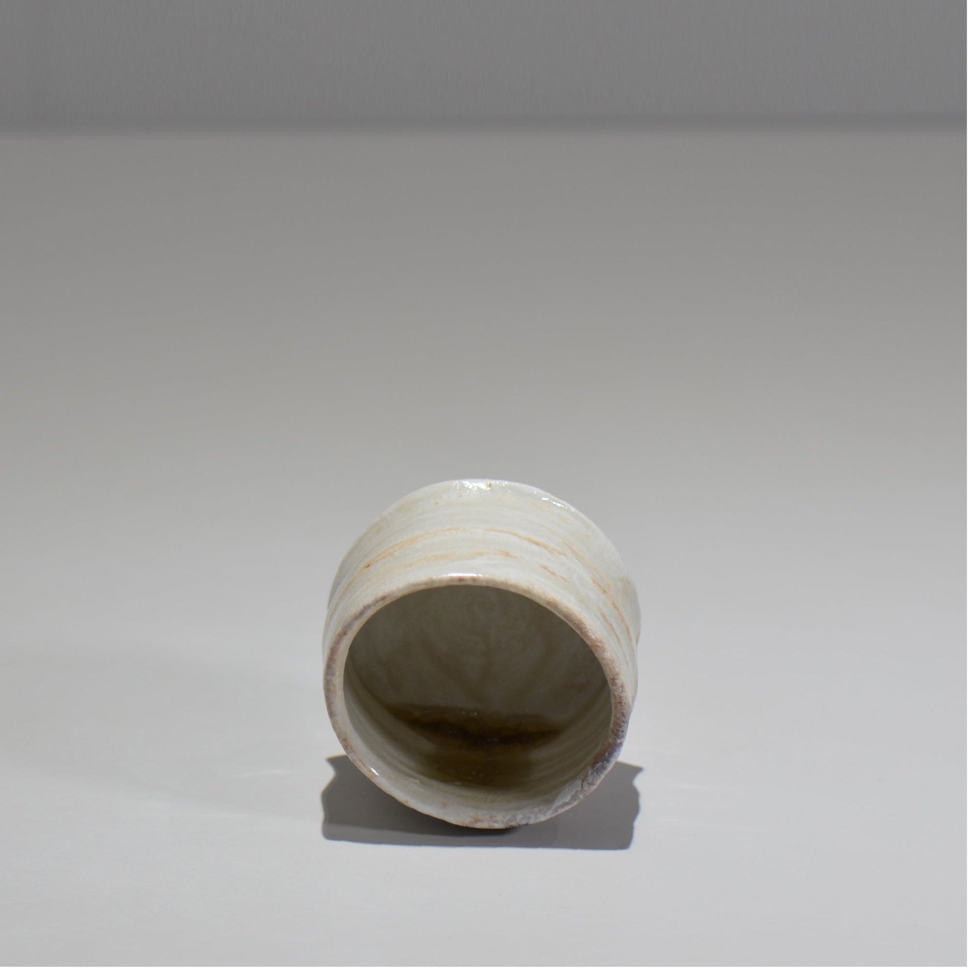 須釜 優子 / 伊賀磁器貝目ぐい呑/ sy_05