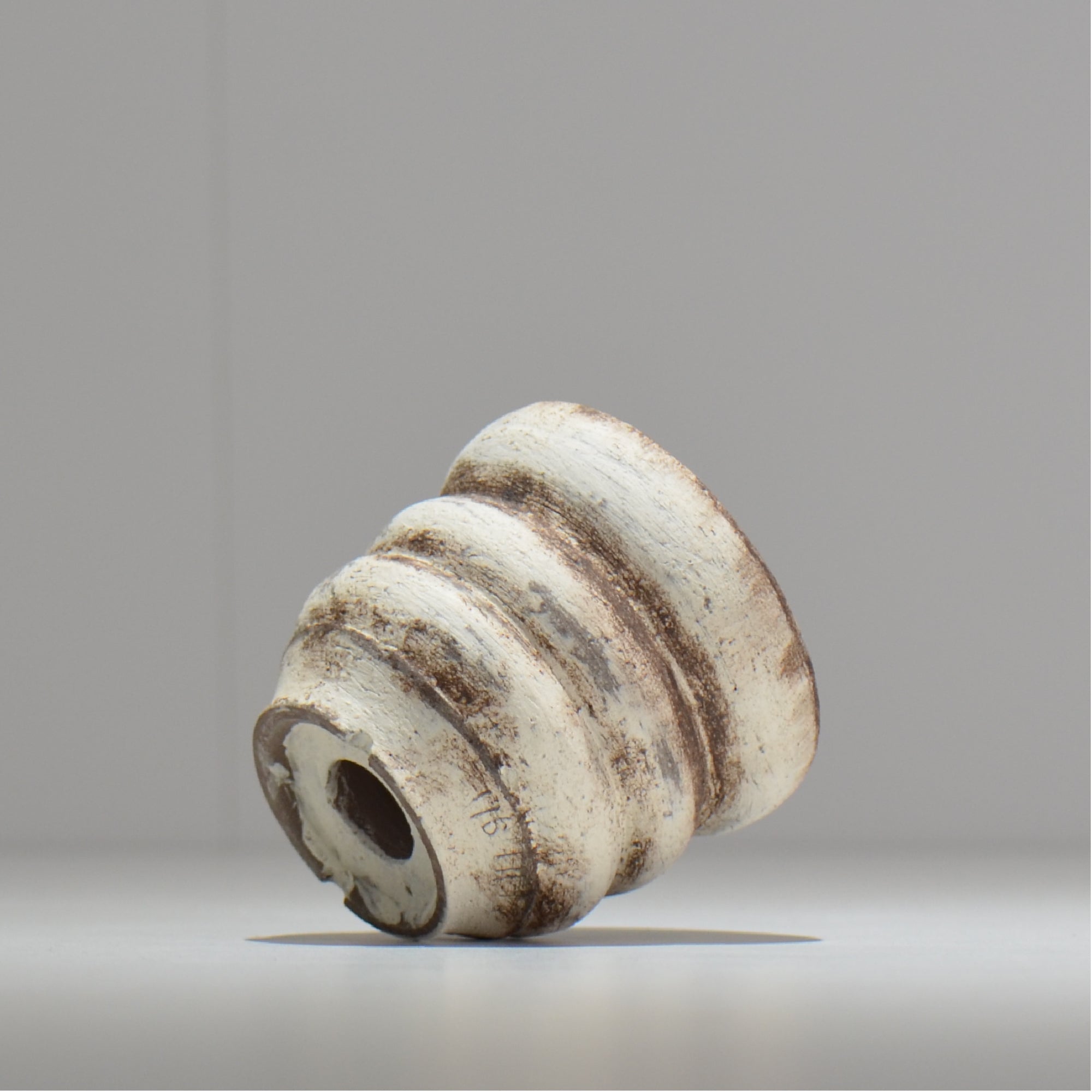 照鉢-terrace cotta- / ALBION / tc3_al06_xs / 約8cm × 植木鉢