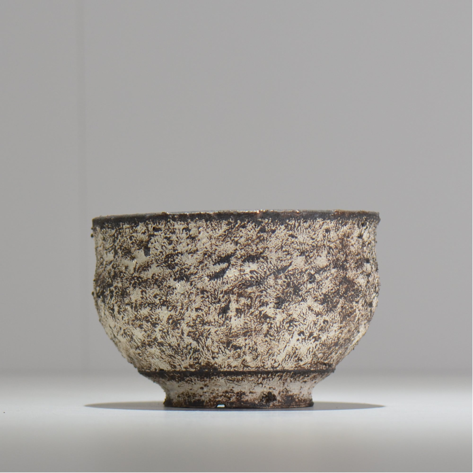 30,000円〜 – ハチラボ