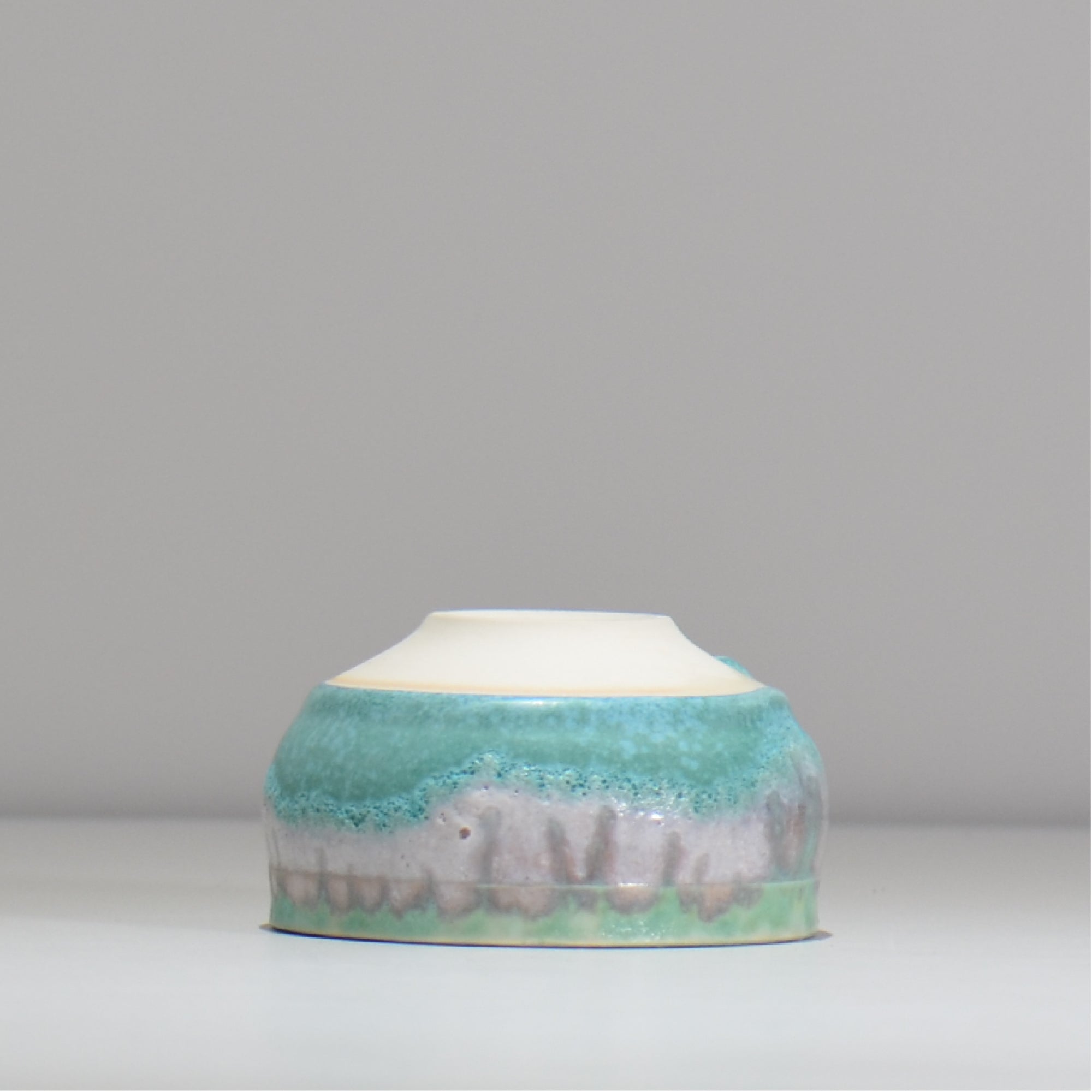 照鉢-terrace cotta- / AJISAI / tc4_aji03_s / 約9cm × 植木鉢