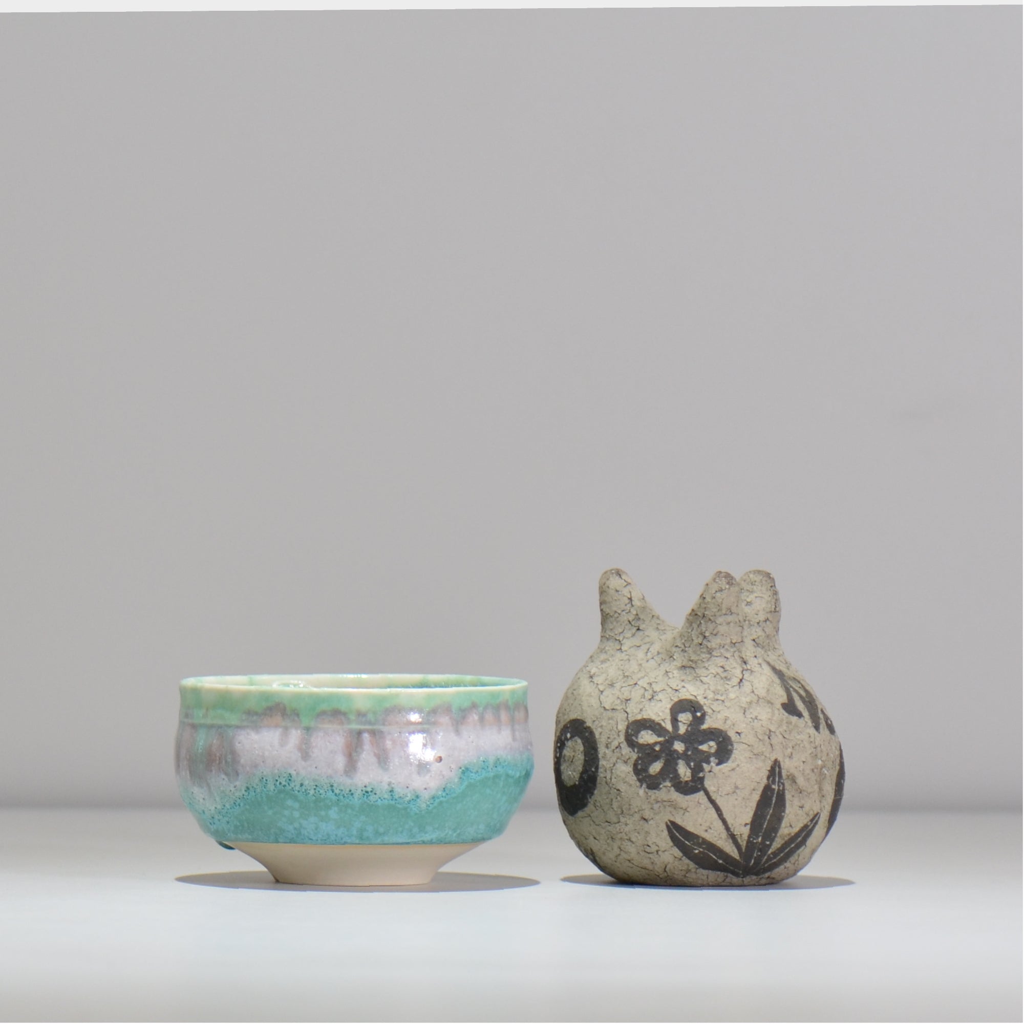 照鉢-terrace cotta- / AJISAI / tc4_aji03_s / 約9cm × 植木鉢