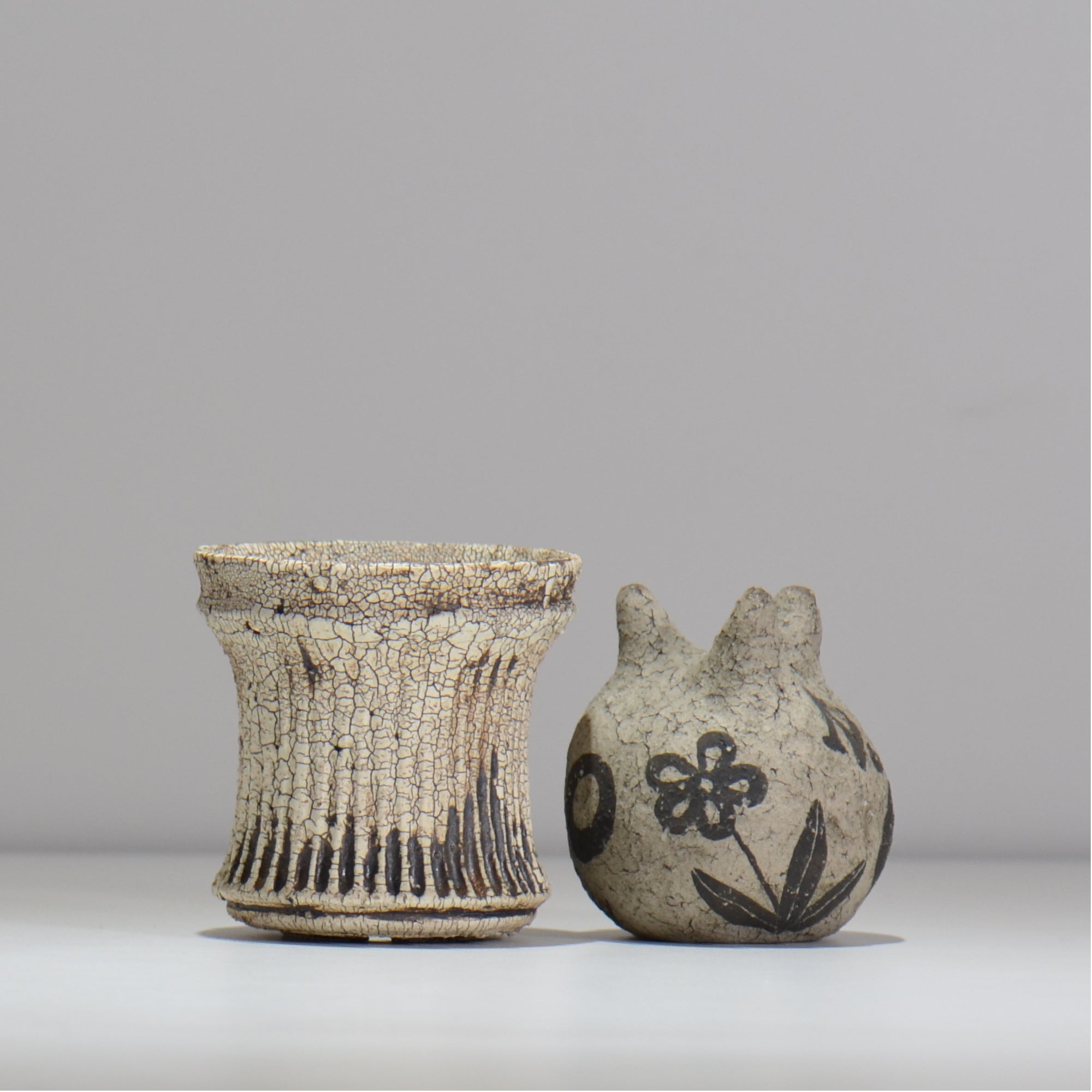 照鉢-terrace cotta- / waste land / tc4_wl02_s / 約9cm × 植木鉢